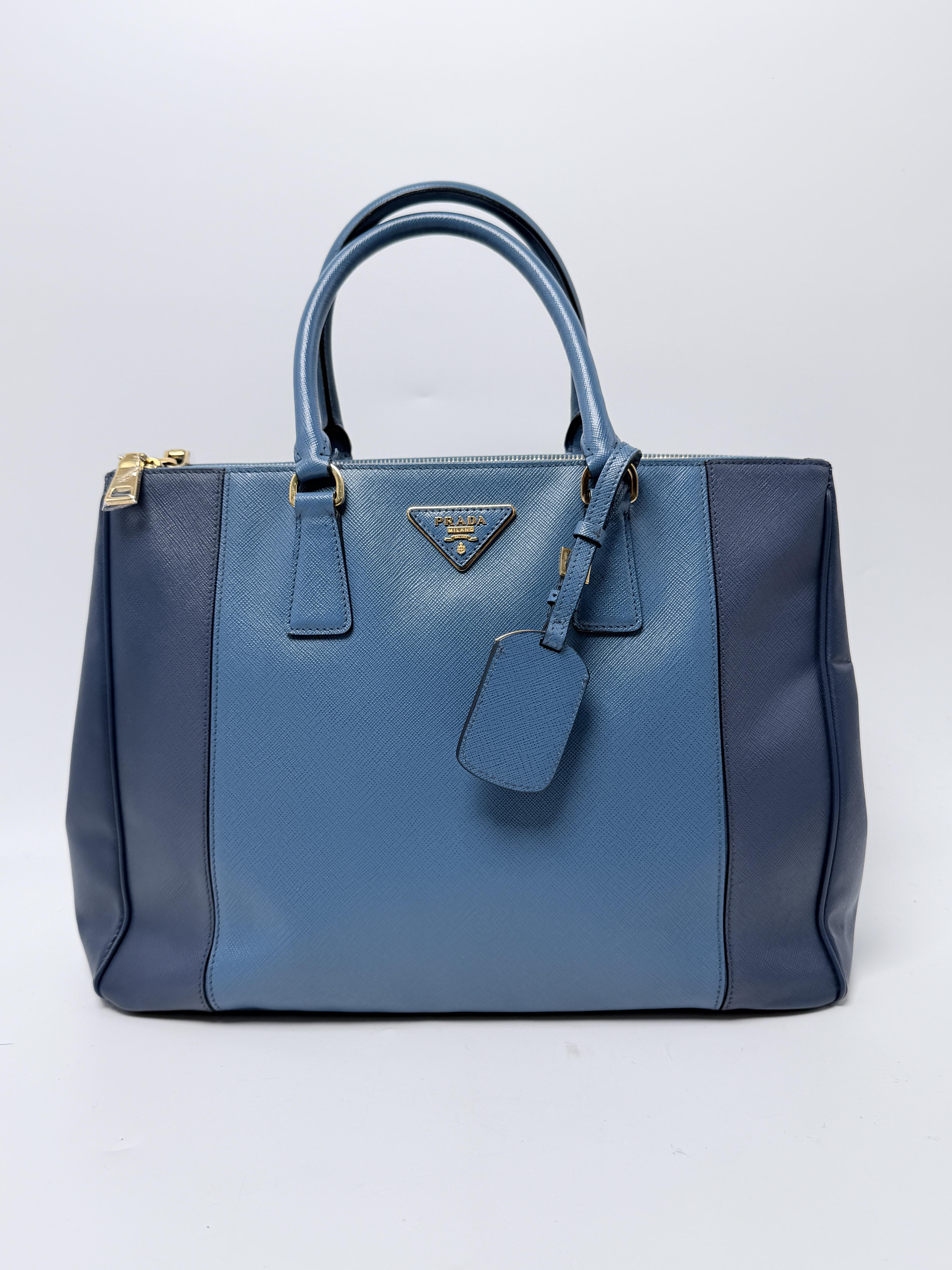 Galleria Medium Bicolor Saffiano Tote Bag Handle Handbag Navy Blue ZS067PR