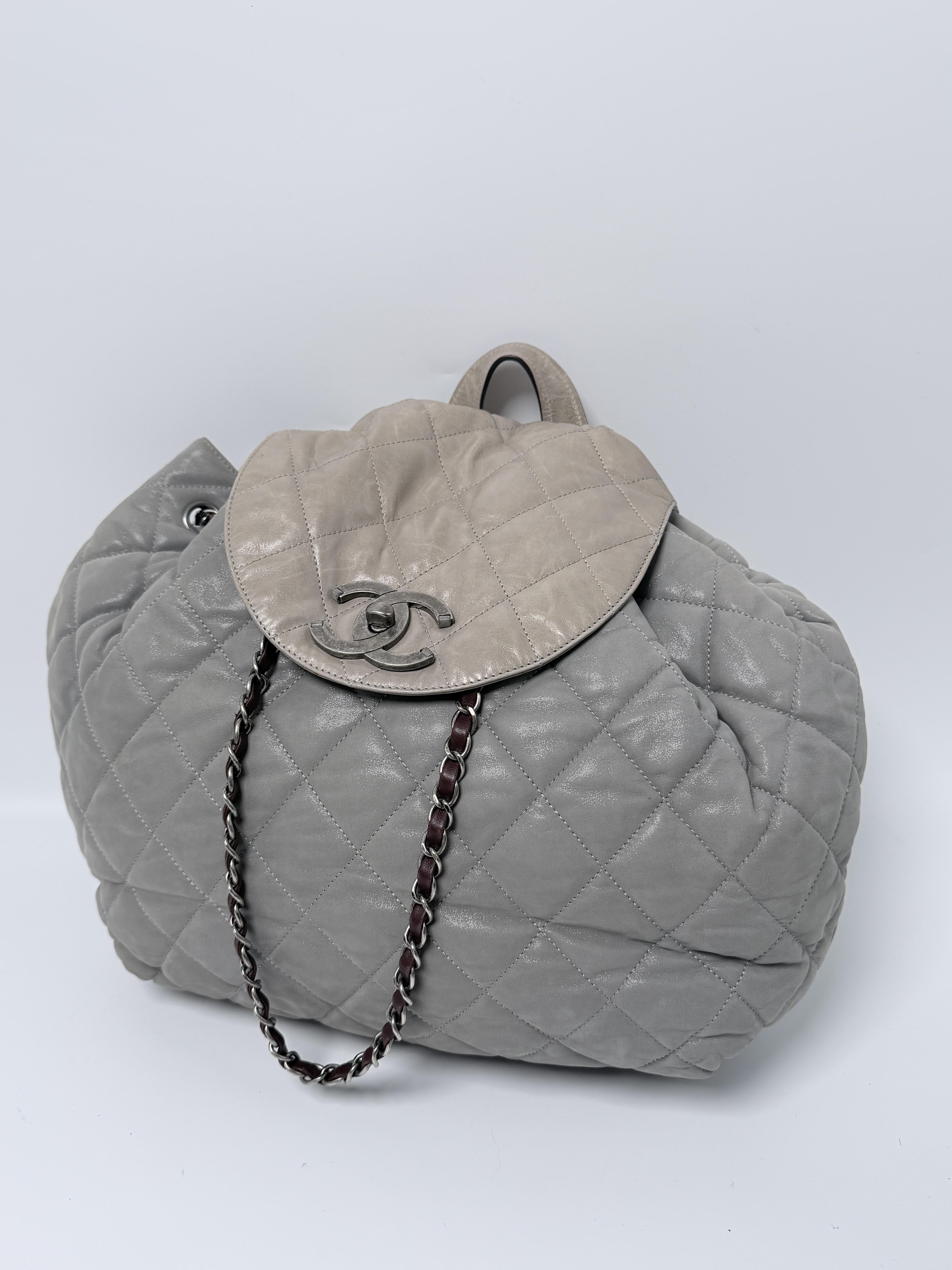 Quilted Backpack Light Gray JD566CC