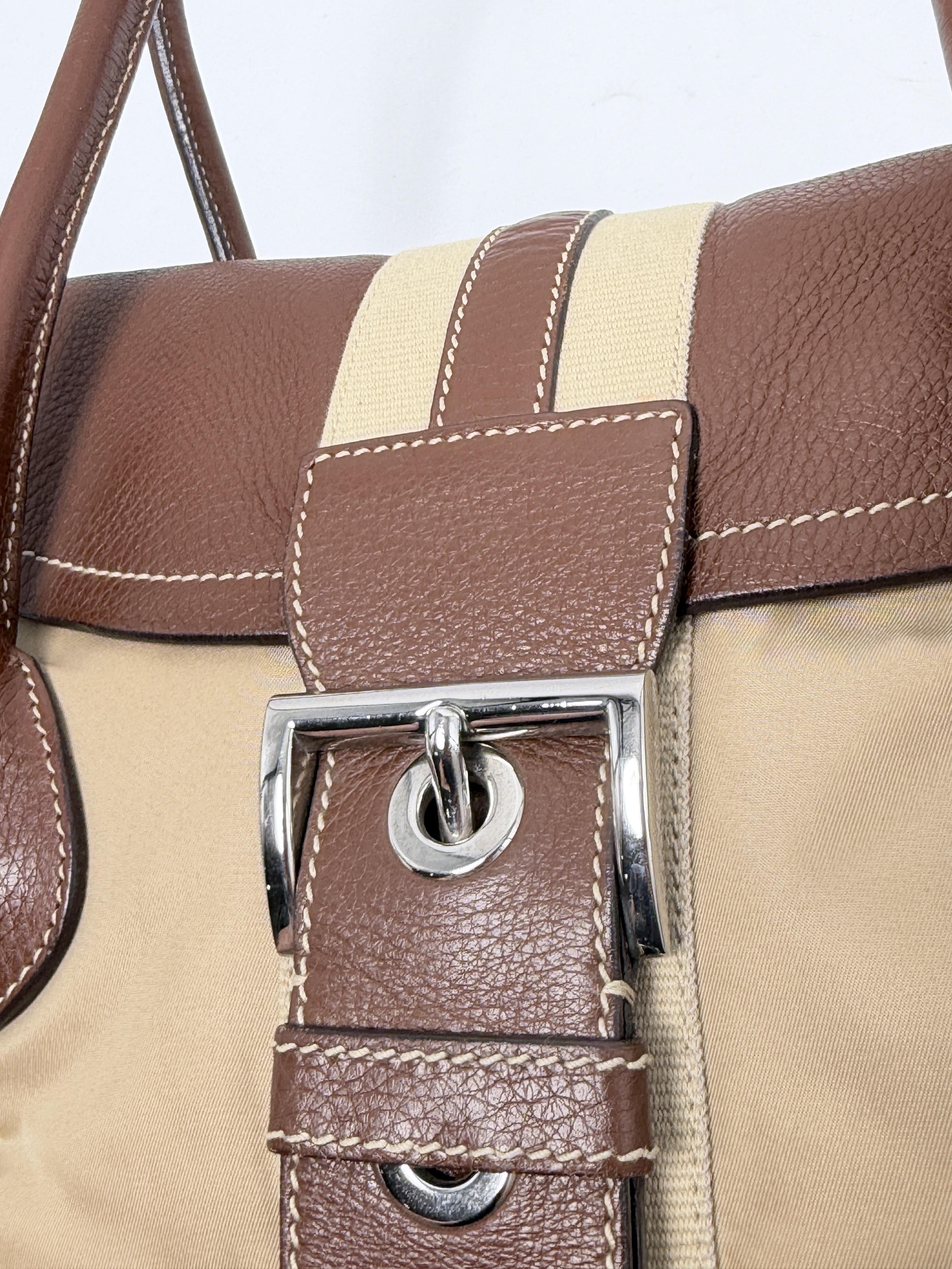 Vintage and Vitello Daino Leather Moon Shoulder Bag XU014PR