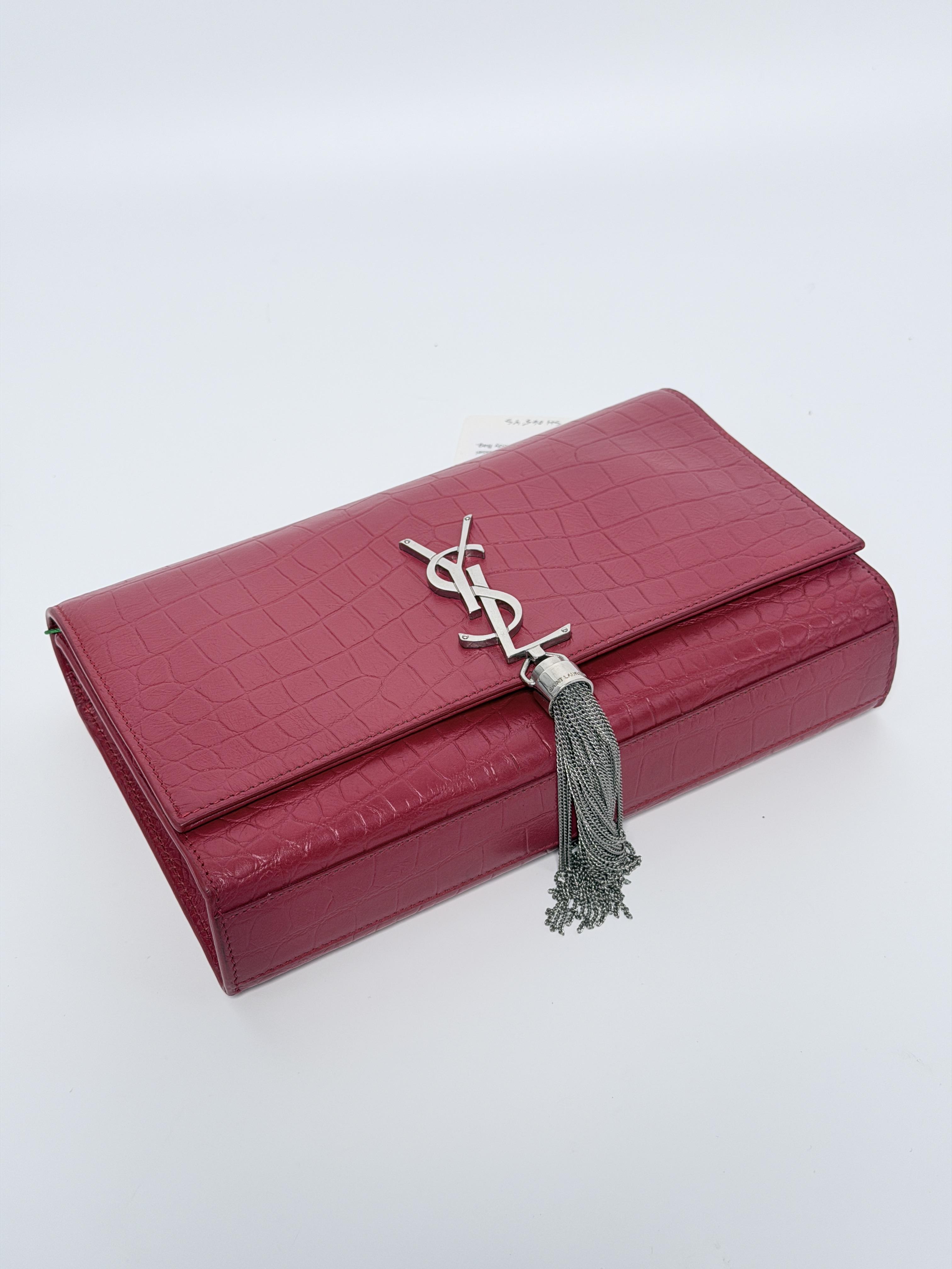 Pre-owned Yves Saint Laurent Leather Crossbody Bags Authentic Saint Laurent Kate Tassel Croc Embossed Chain Wallet in Pink Crossbody Bag SH065YS