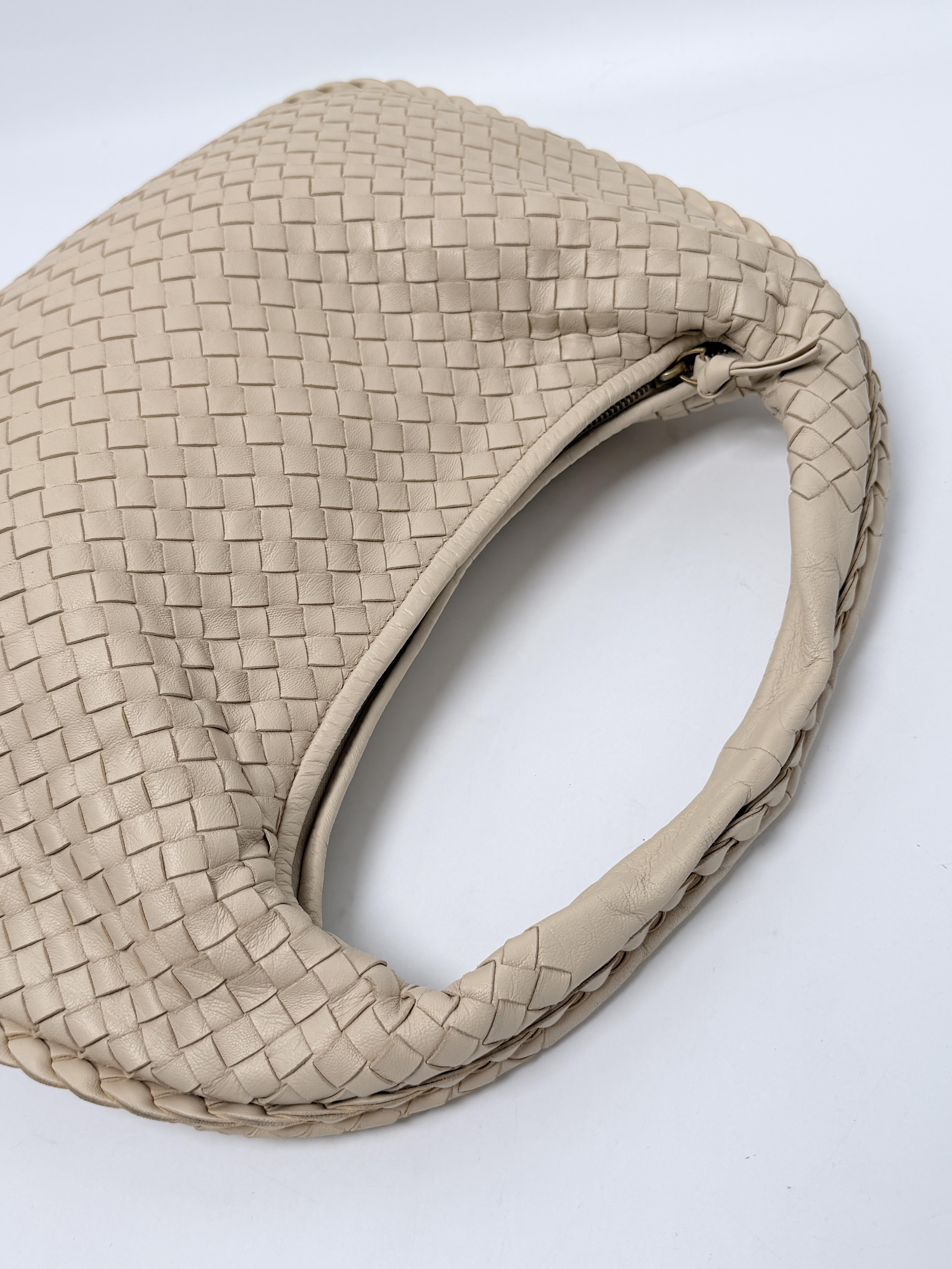 Intrecciato Medium Loop Hobo Bag Shoulder Handbag Beige JP005BV