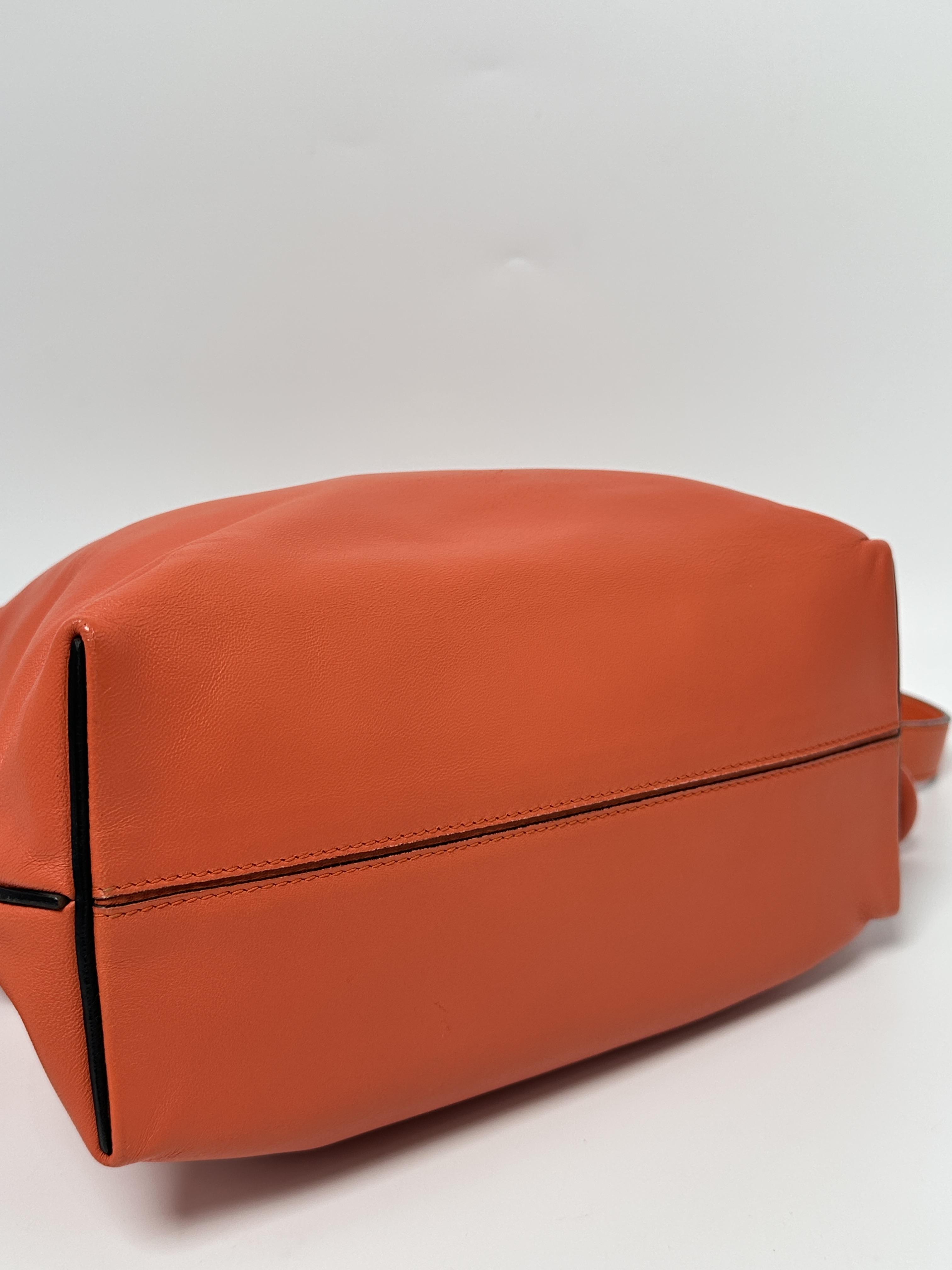 Pre-owned Loewe leather Shoulder Bags Orange Flamenco Shoulder Bag JD851LE
