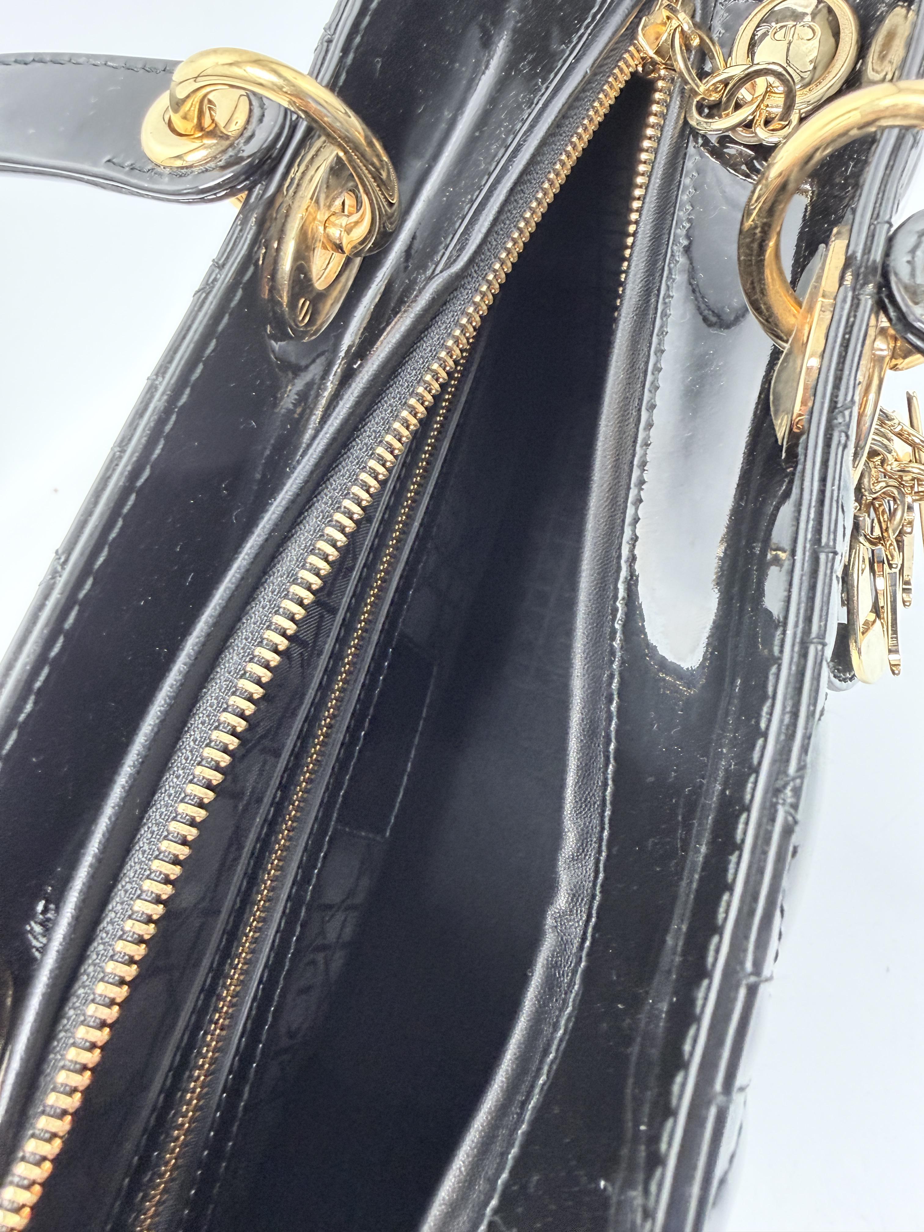 Christian Black Gold Large Lady Tote Bag Handle Handbag P033CD