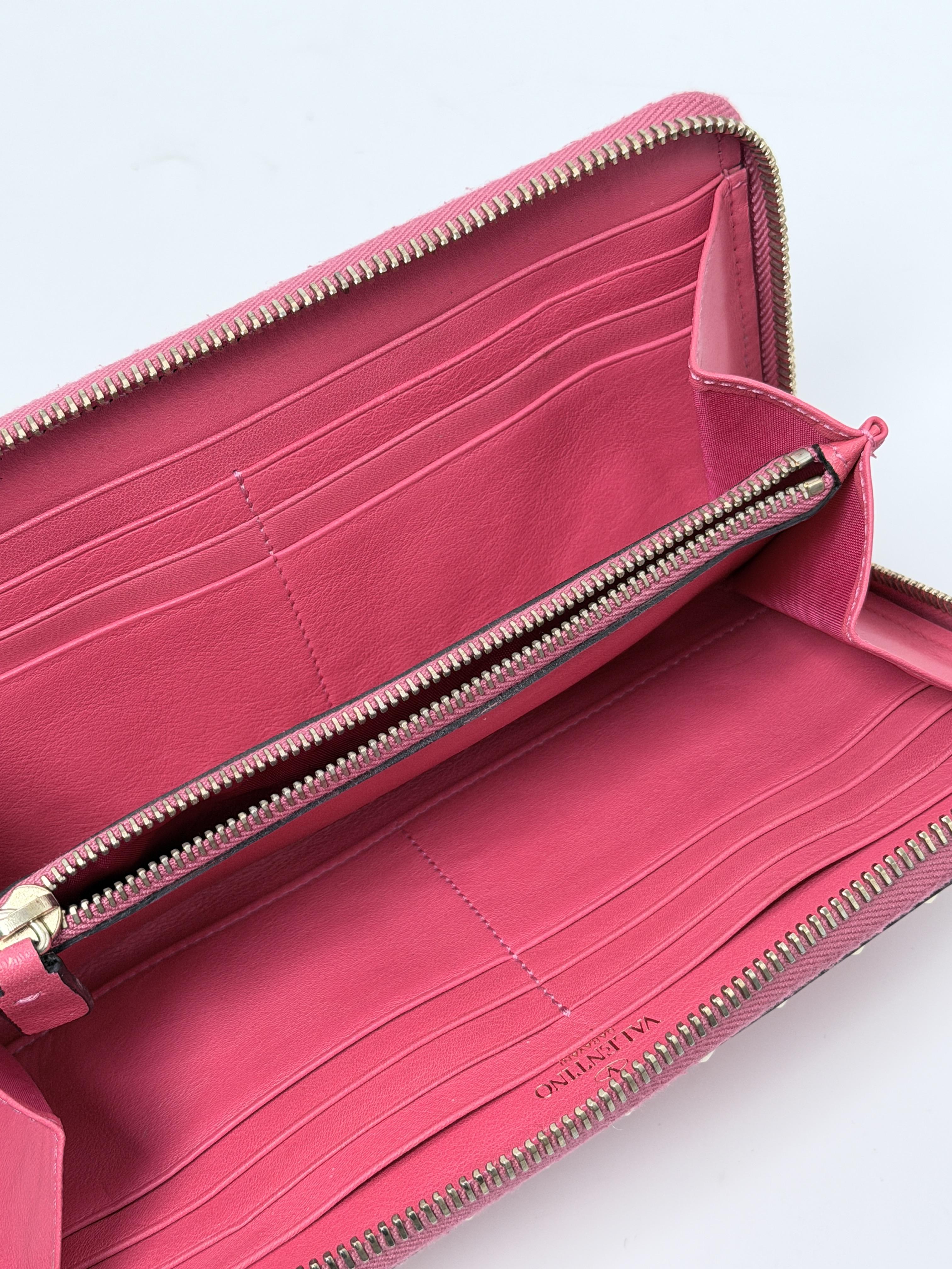 GARAVANI Rockstud Grainy Calfskin Zip Around Continental Long Wallet Pink JD1398VL
