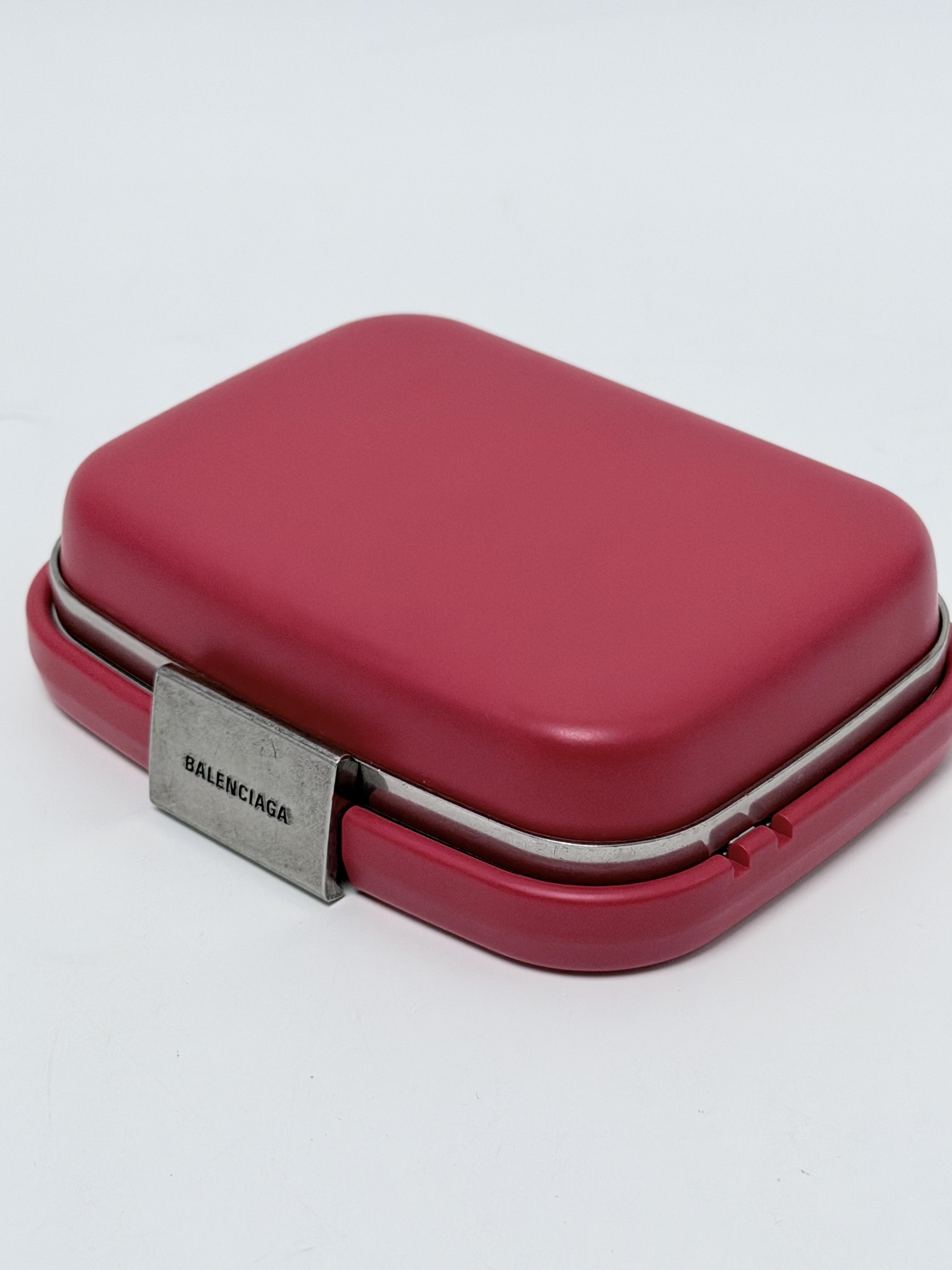 Lunch Box Crossbody Bag Red with Adjustable Strap and Logo Detailing JD1453BB