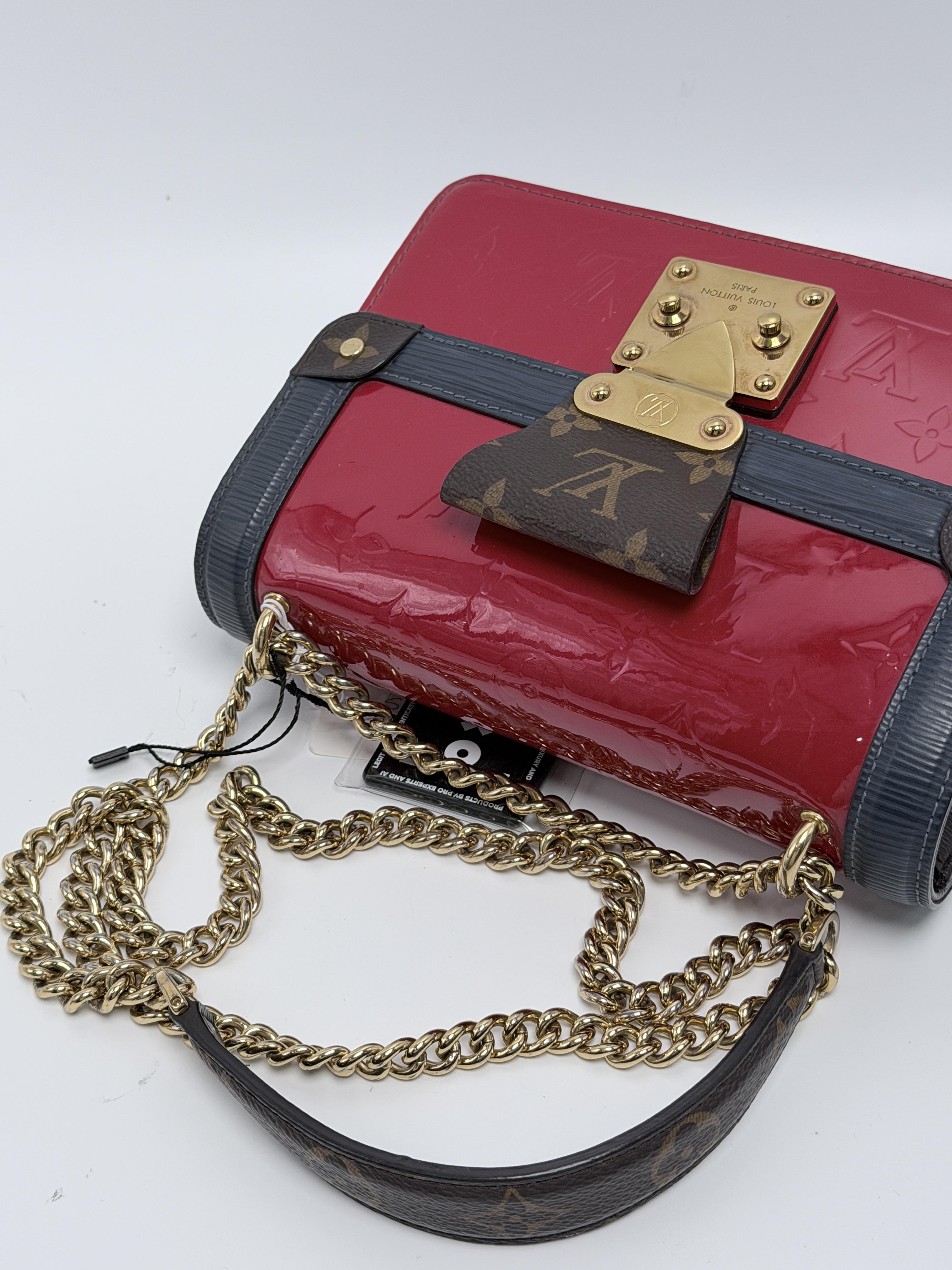 Pre-owned Louis Vuitton Leather Crossbody Bags Wynwood Monogram Vernis Chain Crossbody Bag Shoulder Handbag Red Epi SH368LV