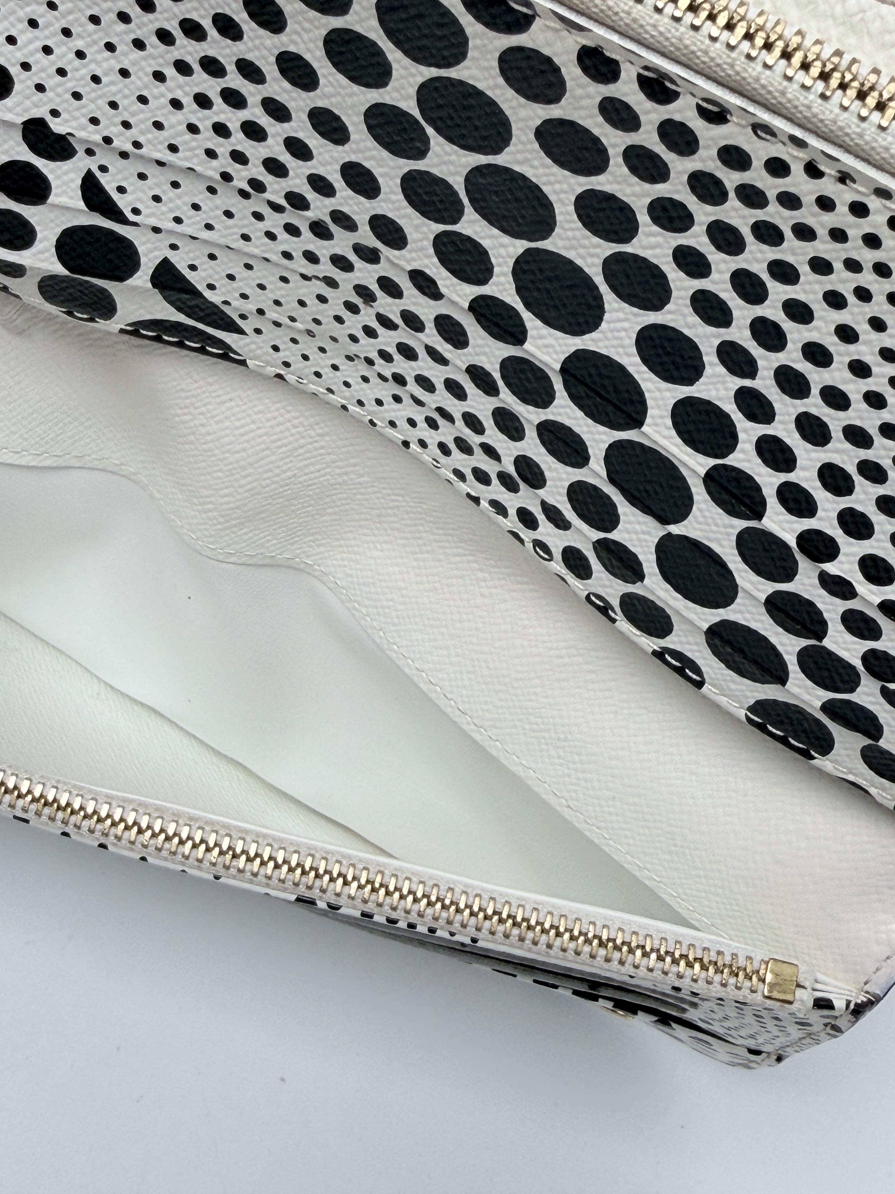 x Yayoi Kusama Zippy Monogram Infinity Dots JD1501LV