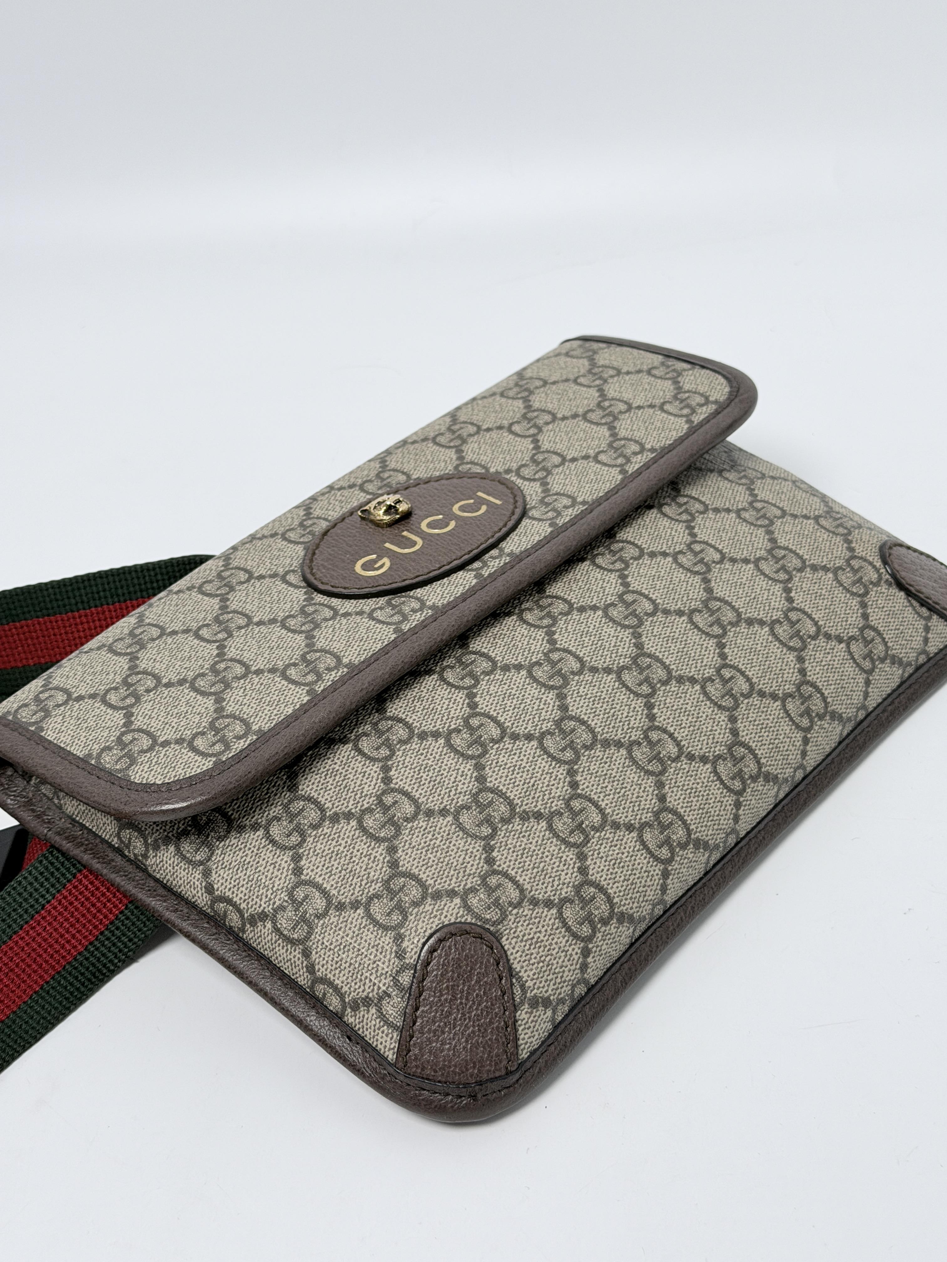 Neo Vintage GG Supreme Belt Bag JD740GG