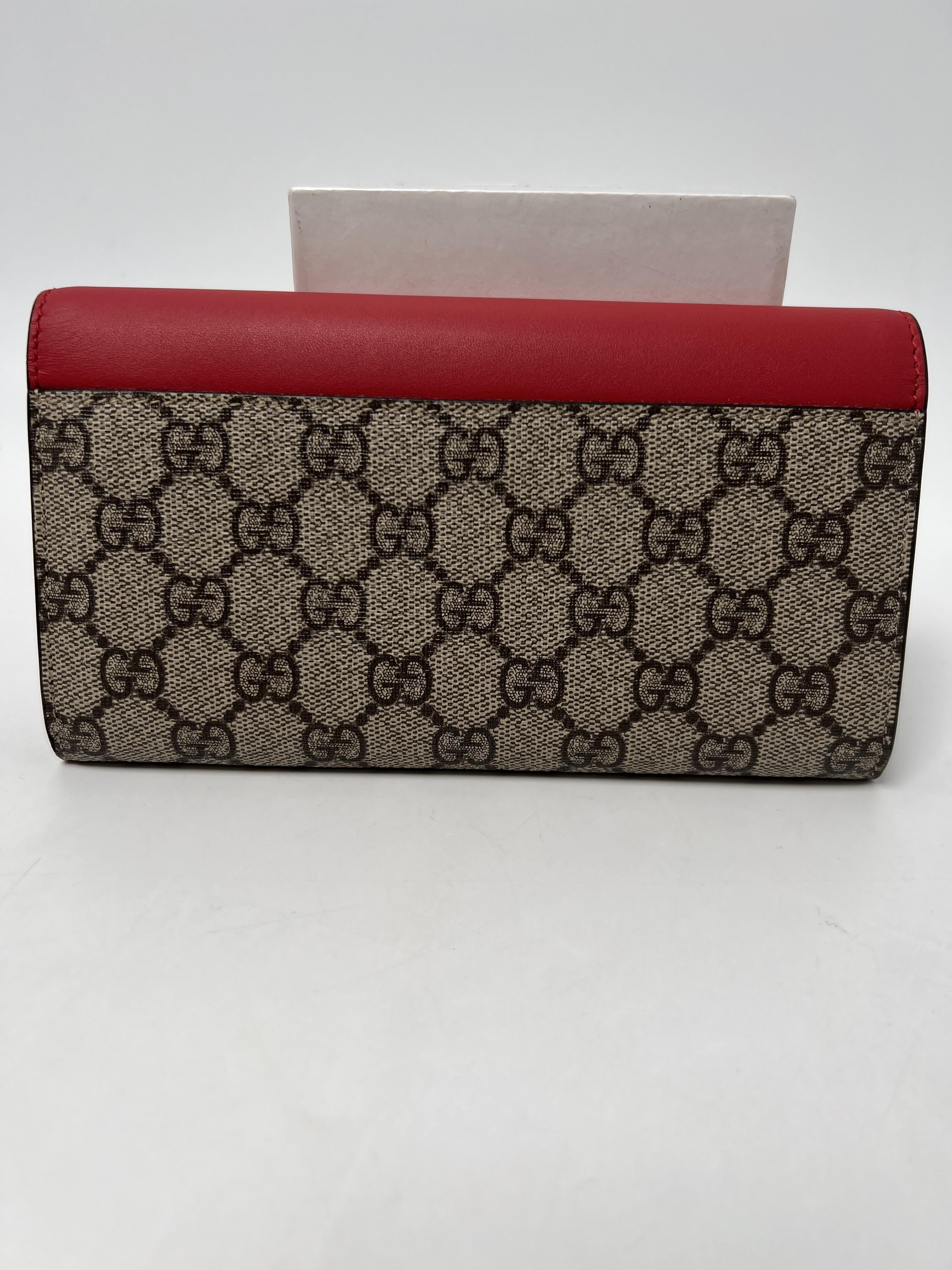 GG Supreme Continental Wallet Red Flap Beige Ebony Canvas Long Wallet Gold Hardware JD1570GG