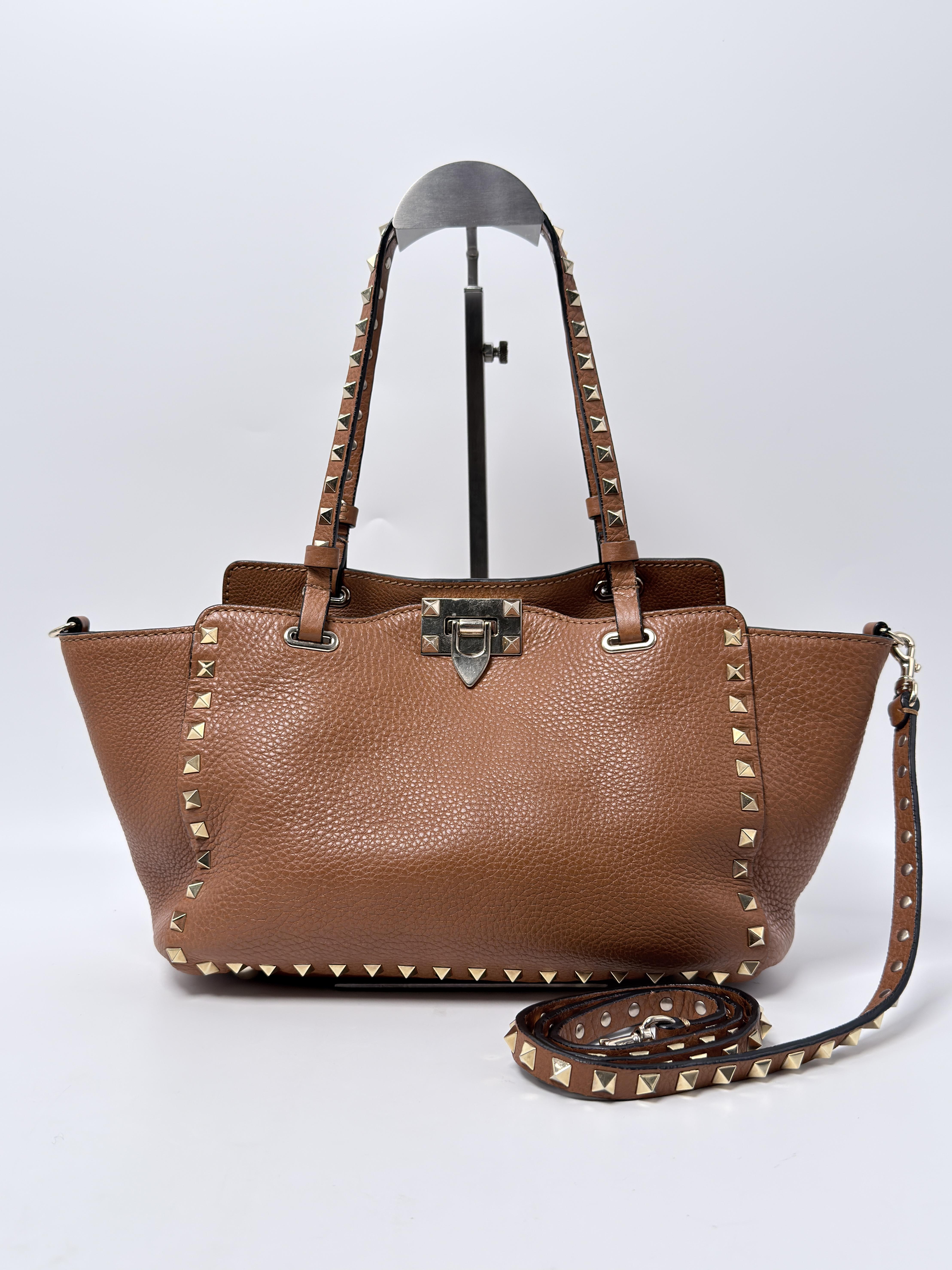 Garavani Rockstud Medium Grained Flip Lock Tote Cognac Brown JD1509VL