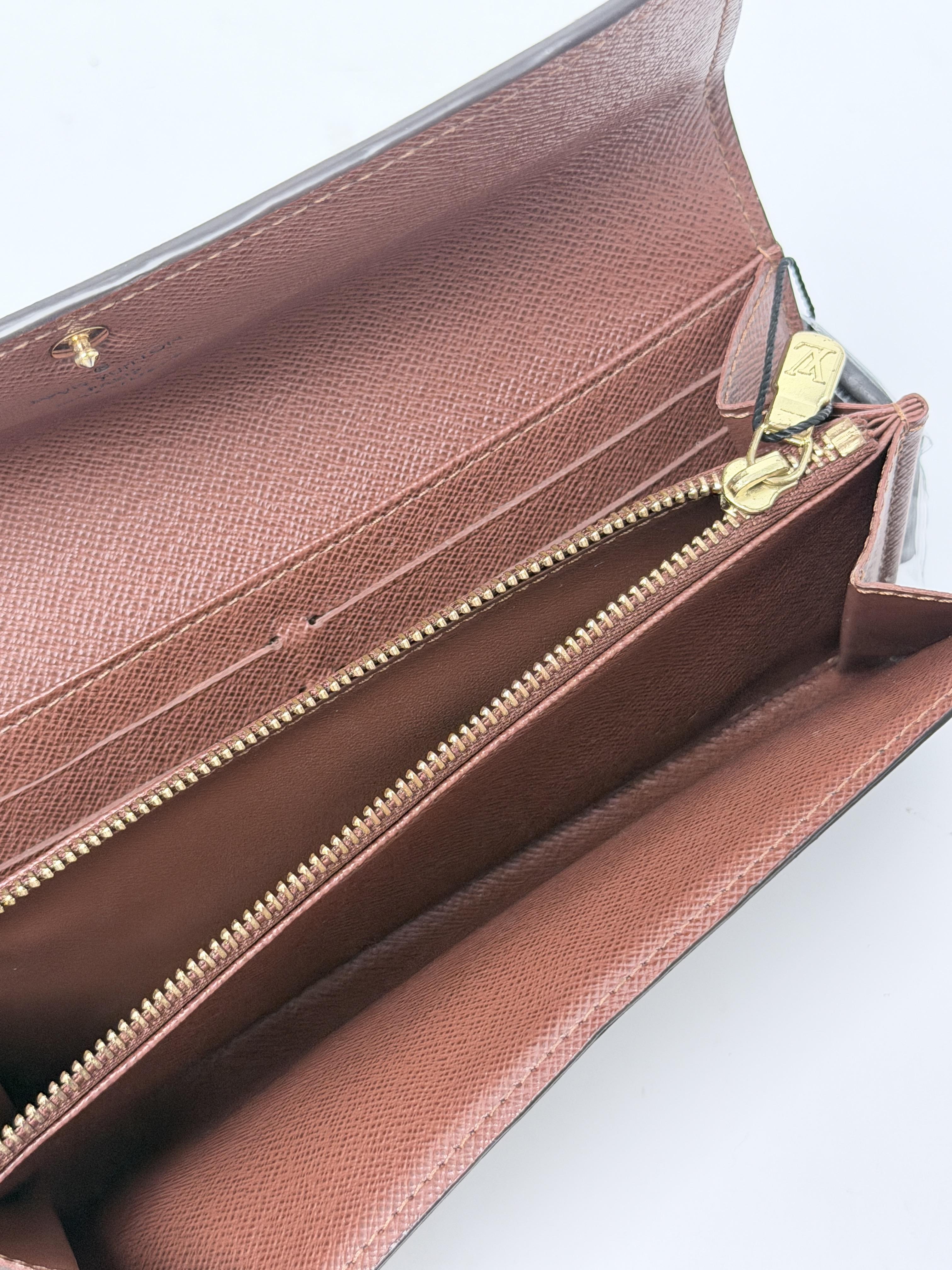 Sarah Wallet Classic Monogram JD1580LV