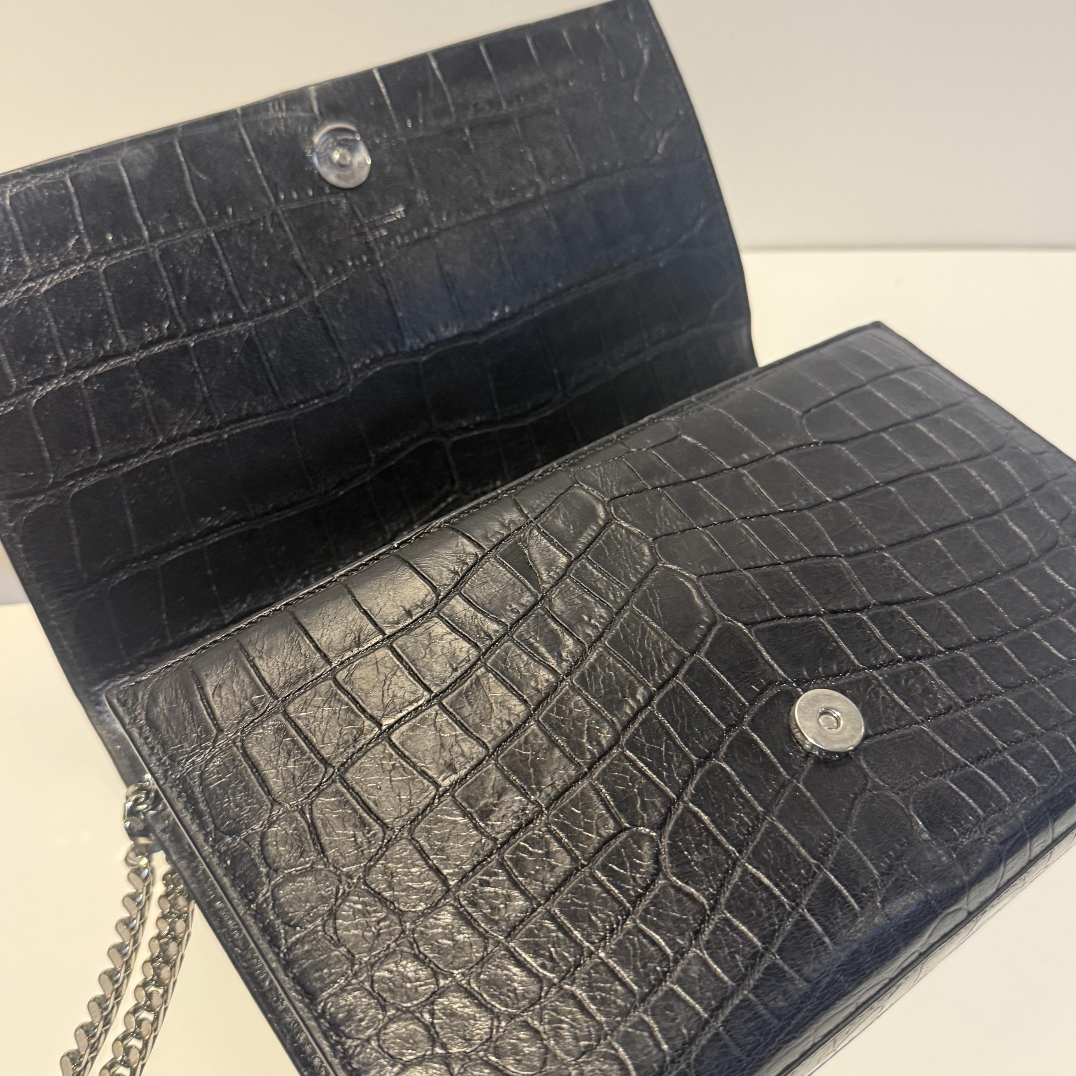 Pre-owned Yves Saint Laurent Leather Crossbody Bags YSL Saint Laurent Classic Monogram crossbody shoulder Bag Crocodile Embossed new YSL26JX