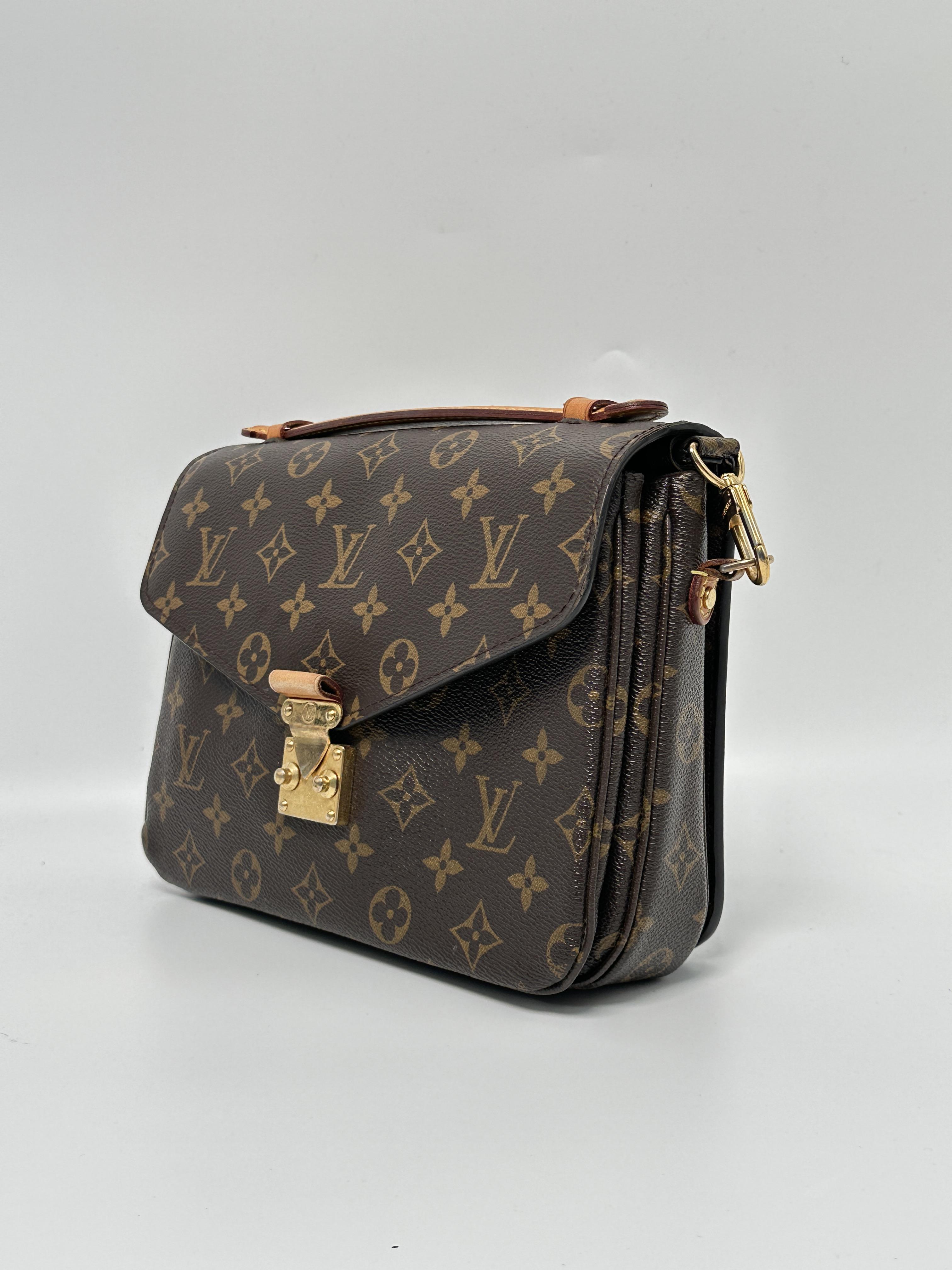 Pochette Métis Monogram Empreinte Crossbody Bag Handle Handbag JA619LV