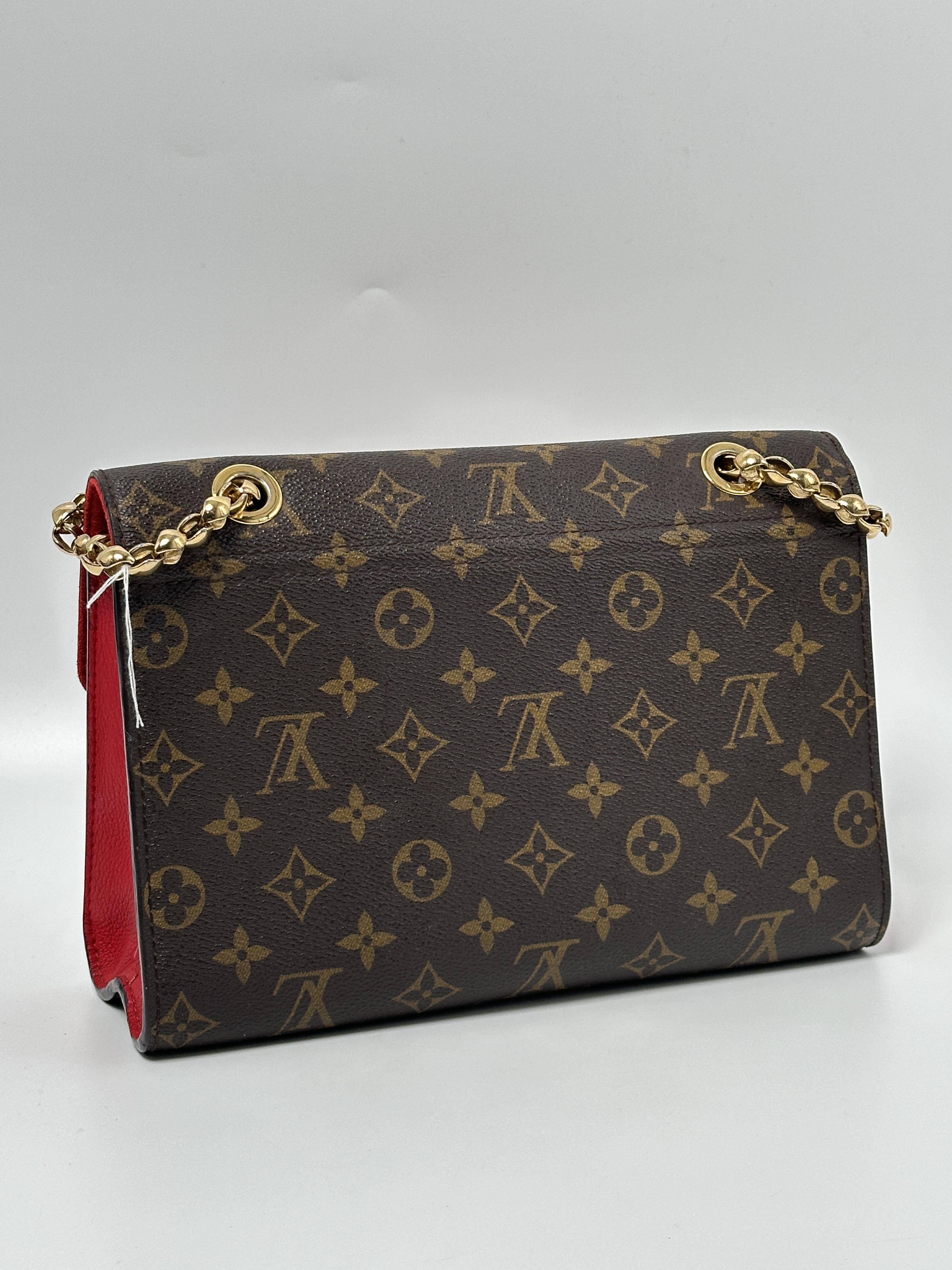 Pre-owned Louis Vuitton Canvas Shoulder Bags Monogram Victoire Chain Crossbody Bag Cerise Shoulder Handbag JE605XLV