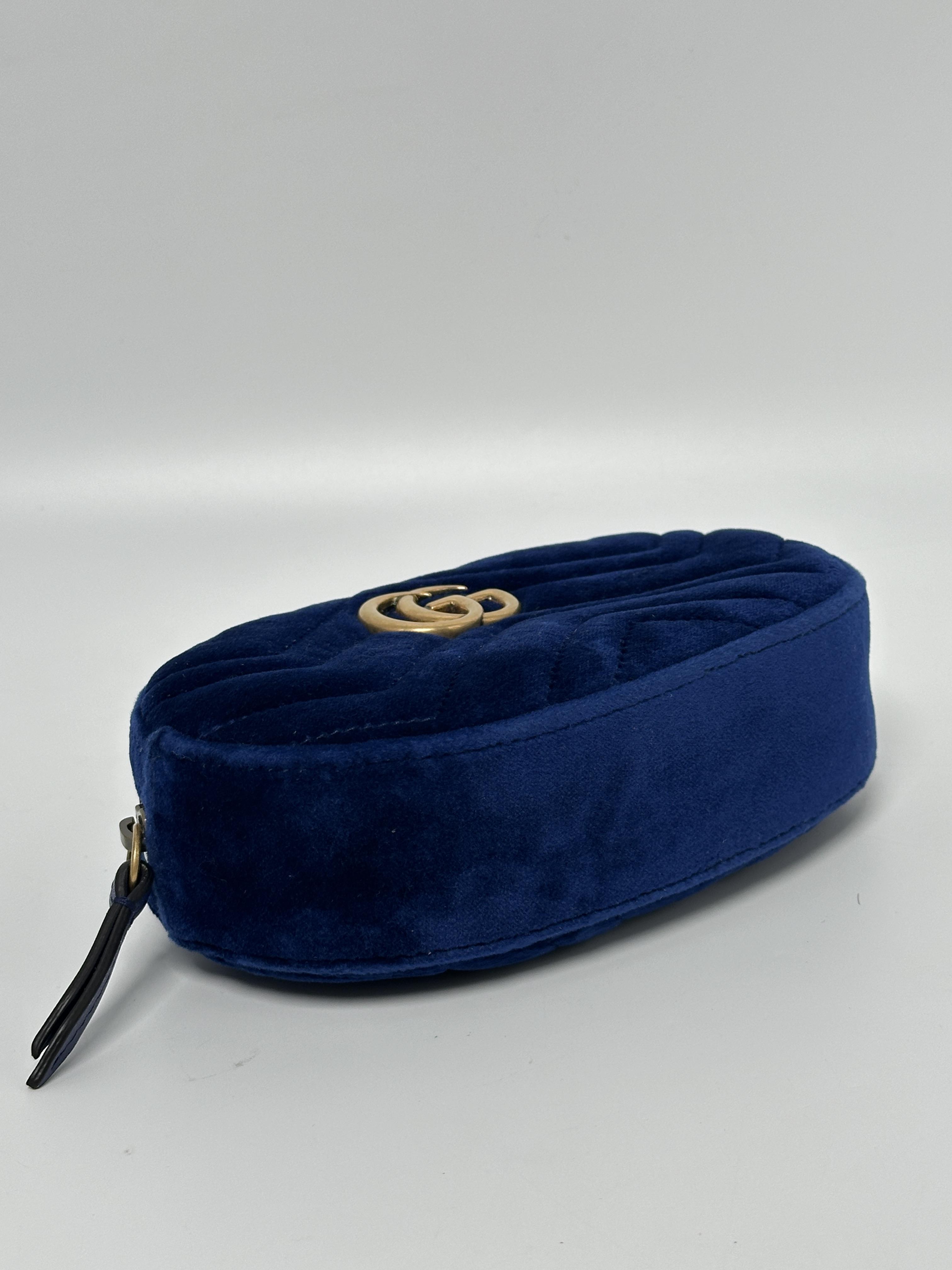 Pre-owned GUCCI Quilted Velvet Exterior Belt Bags GG Marmont Blue Velvet Belt Bag JD624GG