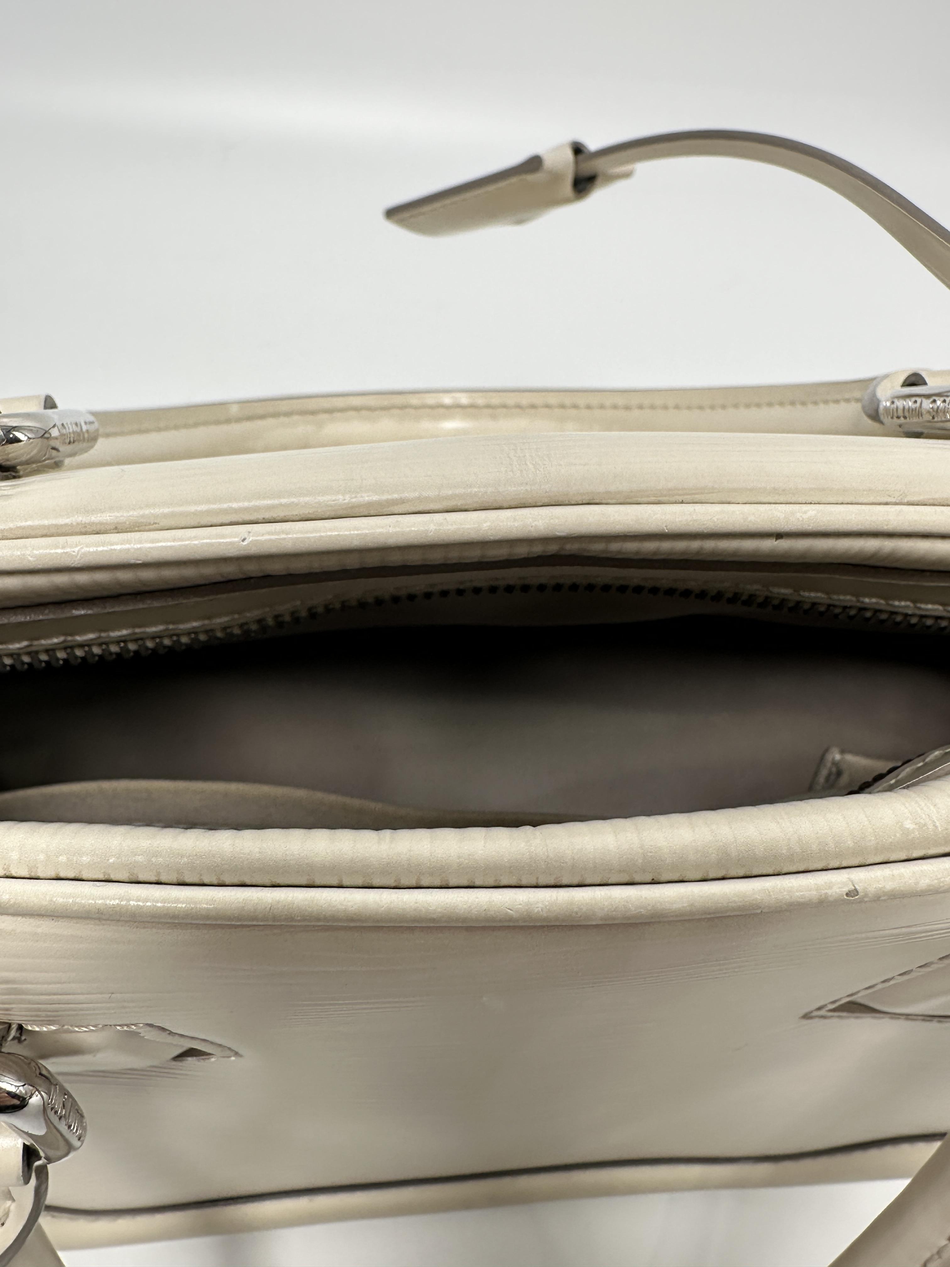 Jasmin Bag Epi Top Handle Handbag JA942LV