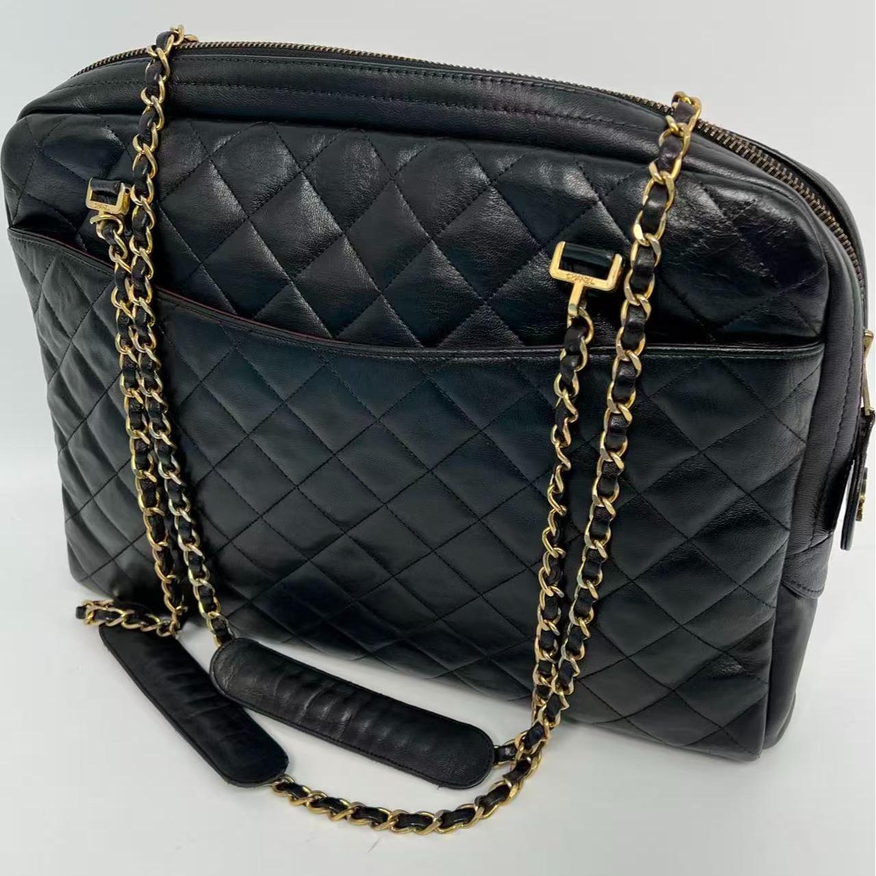 Pre-owned CHANEL Leather Shoulder Bags Quilted Lambskin Shoulder Bag P012CC