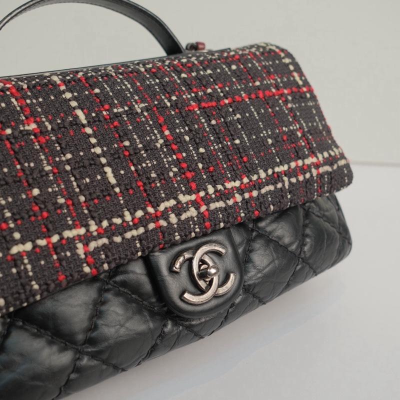 Pre-owned CHANEL Multicolor Tweed and Quilted Calfskin Leather with Aged Ruthenium Hardware Shoulder Bags Coco Handle Flap Bag in Tweed and Calfskin CC15 23438917 B6