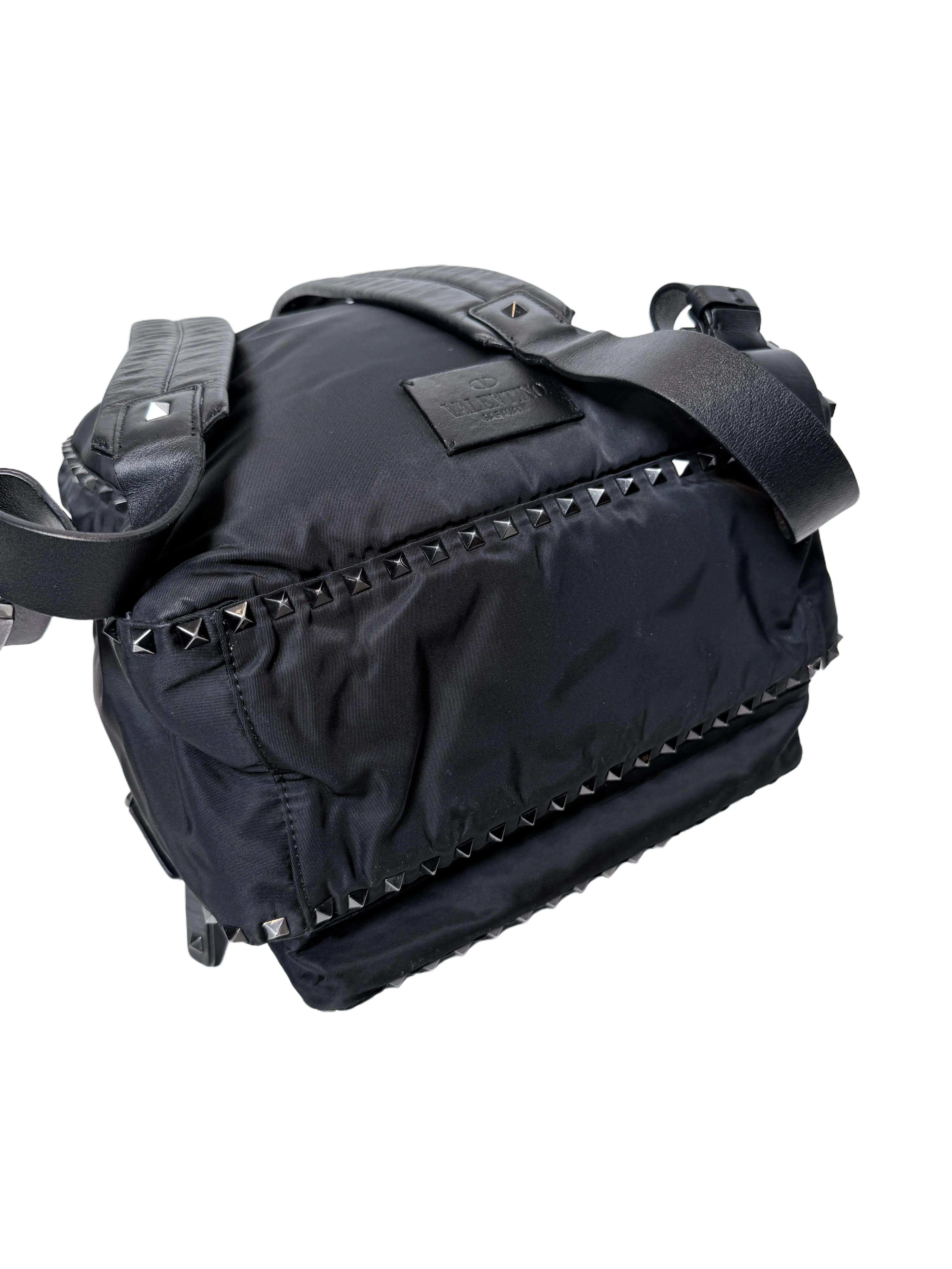 Valentino Authentic Garavani Rockstud Backpack JXVL2
