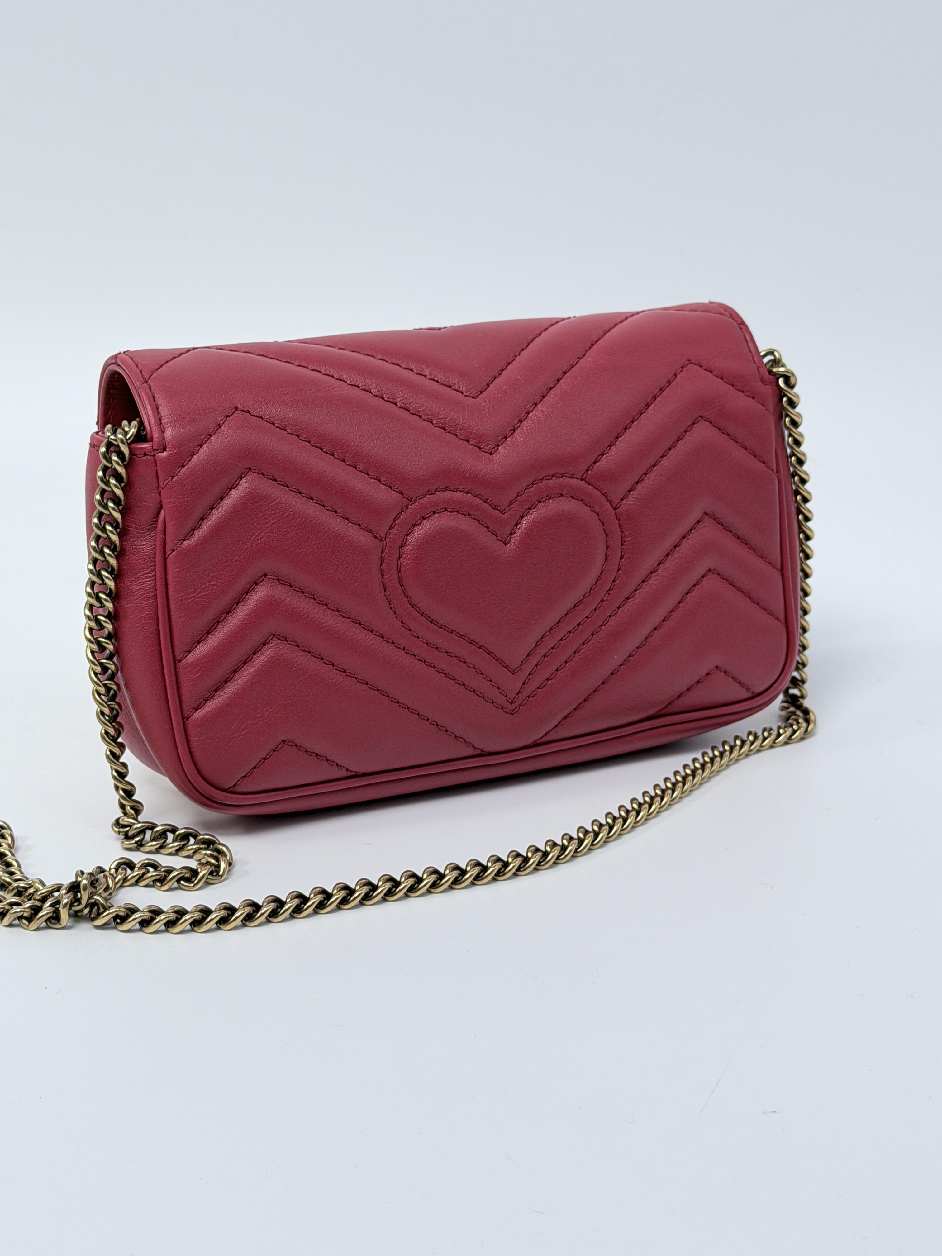 Pre-owned GUCCI leather Crossbody Bags GG Marmont matelassé mini bag JD0810GG