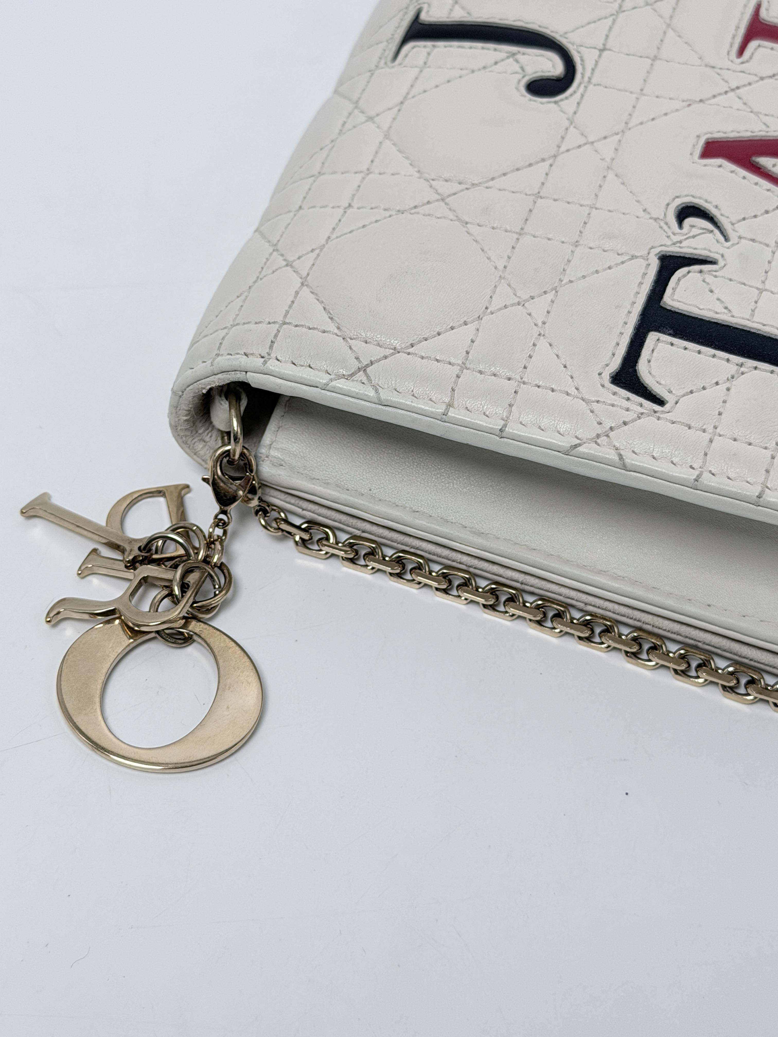 Christian Dioramour Lady Clutch on Chain White Heart WOC JD1054DR