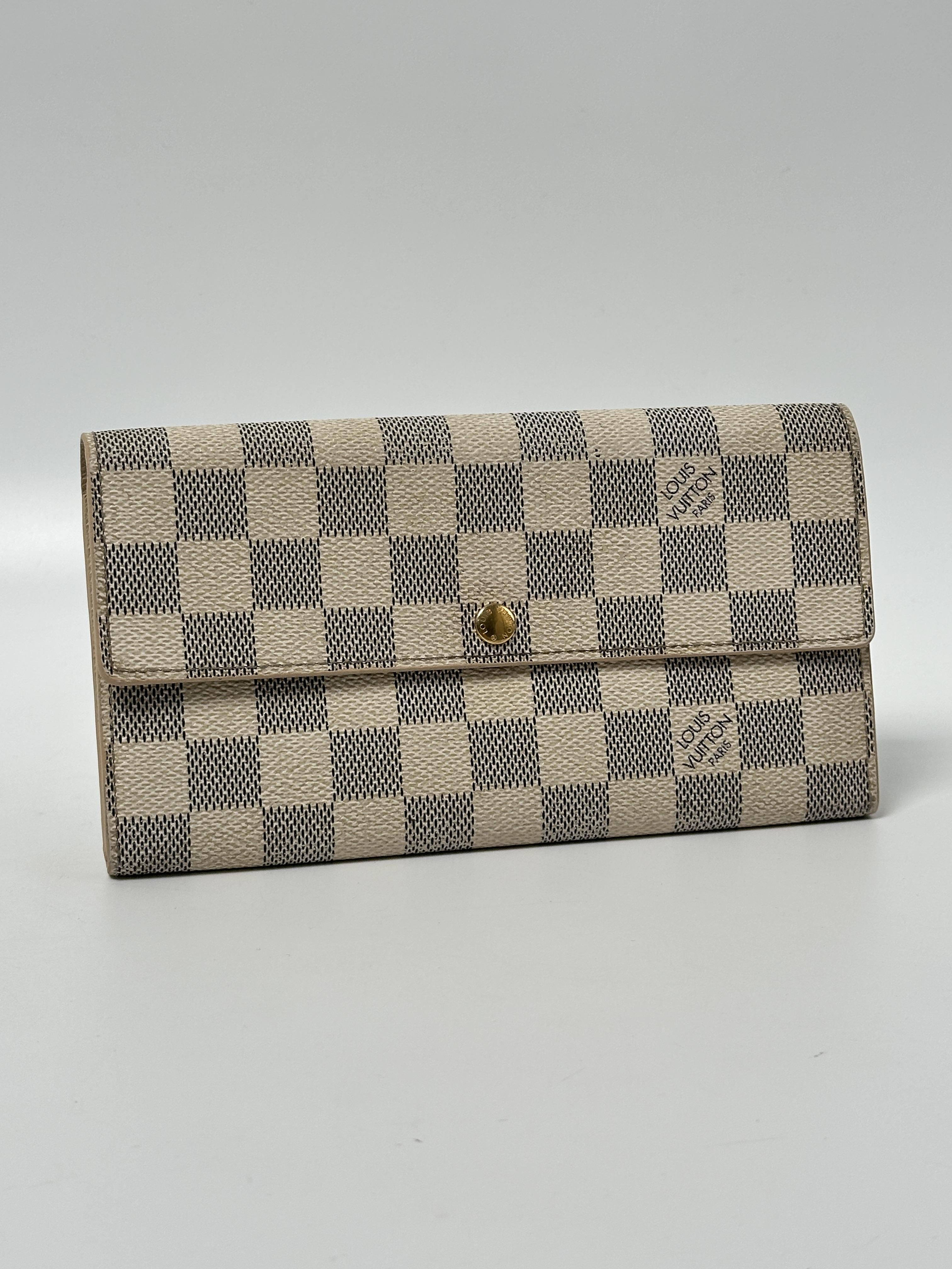 Sarah Wallet Damier Azur Canvas JA1123LV