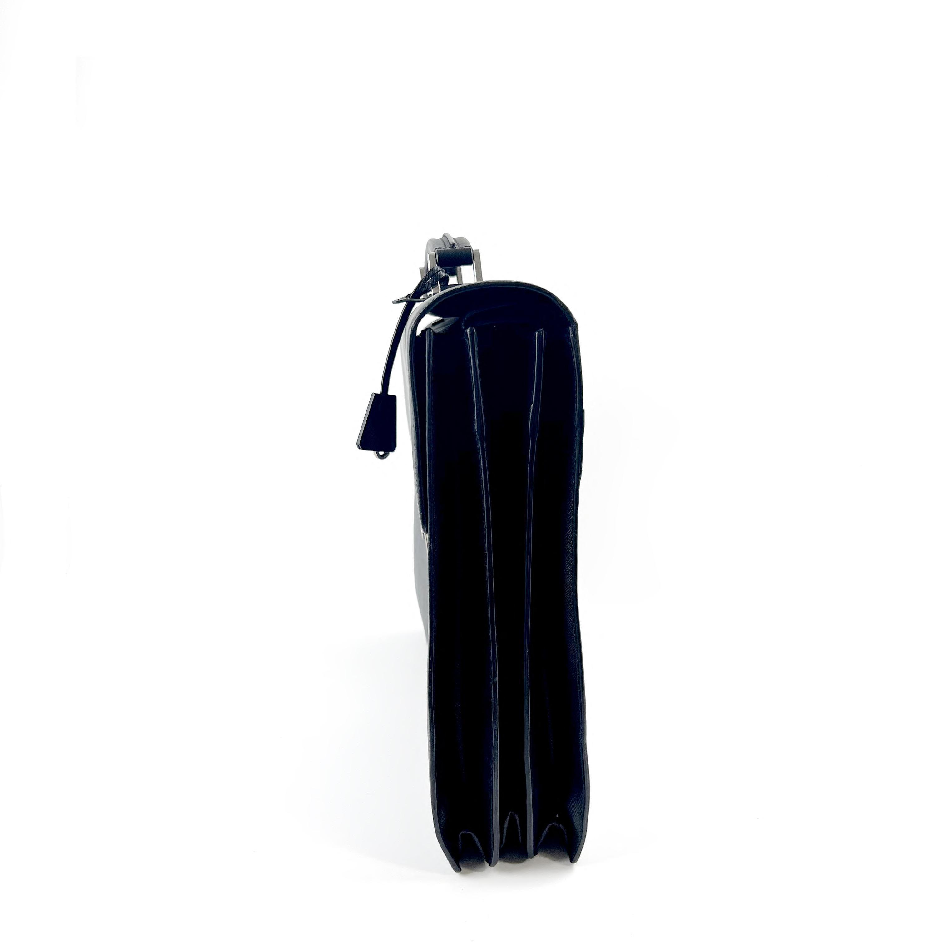 Black Cross Grain Leather Sku：SH33