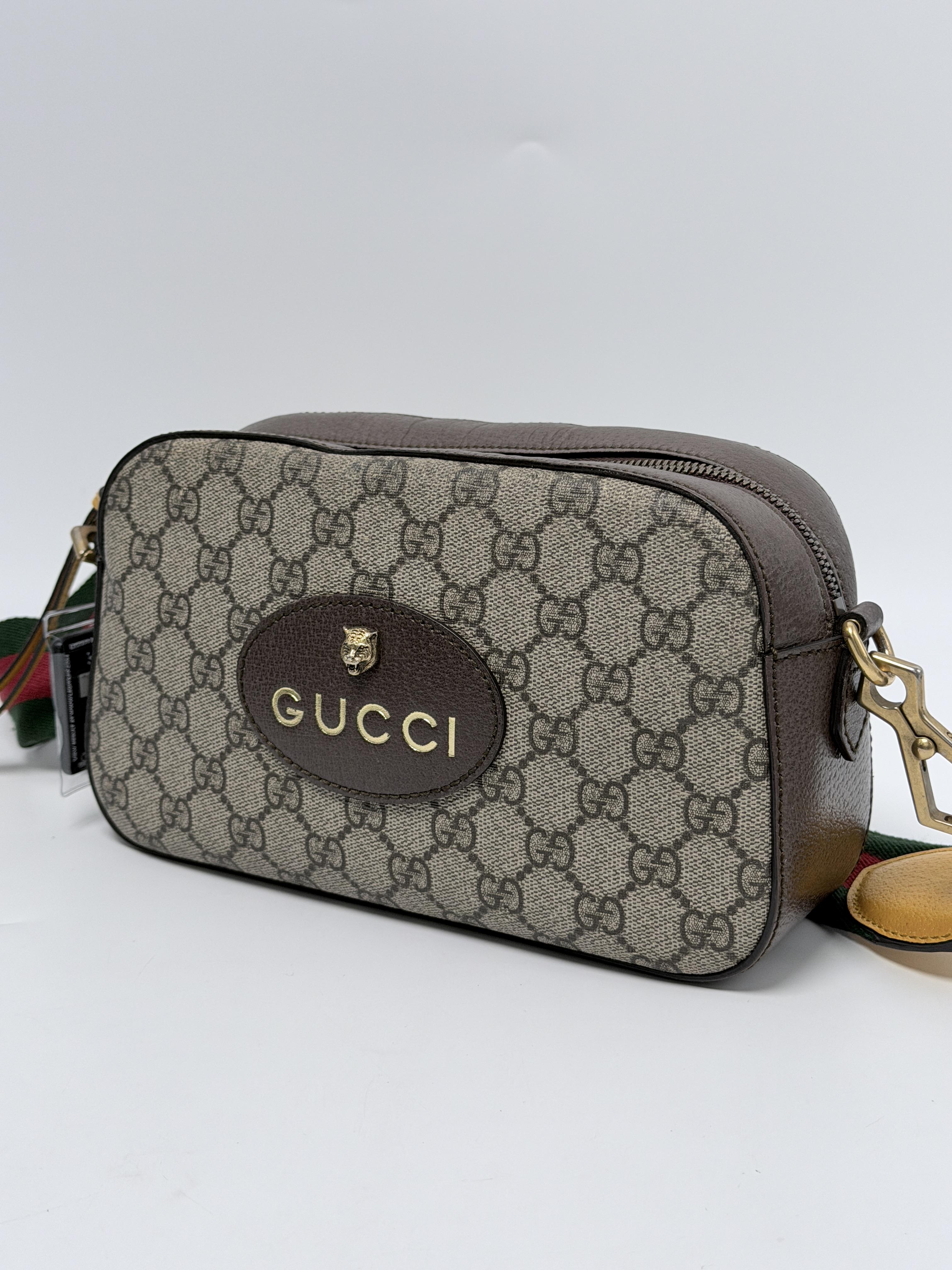 Neo Vintage GG Supreme Camera Bag Tiger Head Web Strap Crossbody JA1252GG