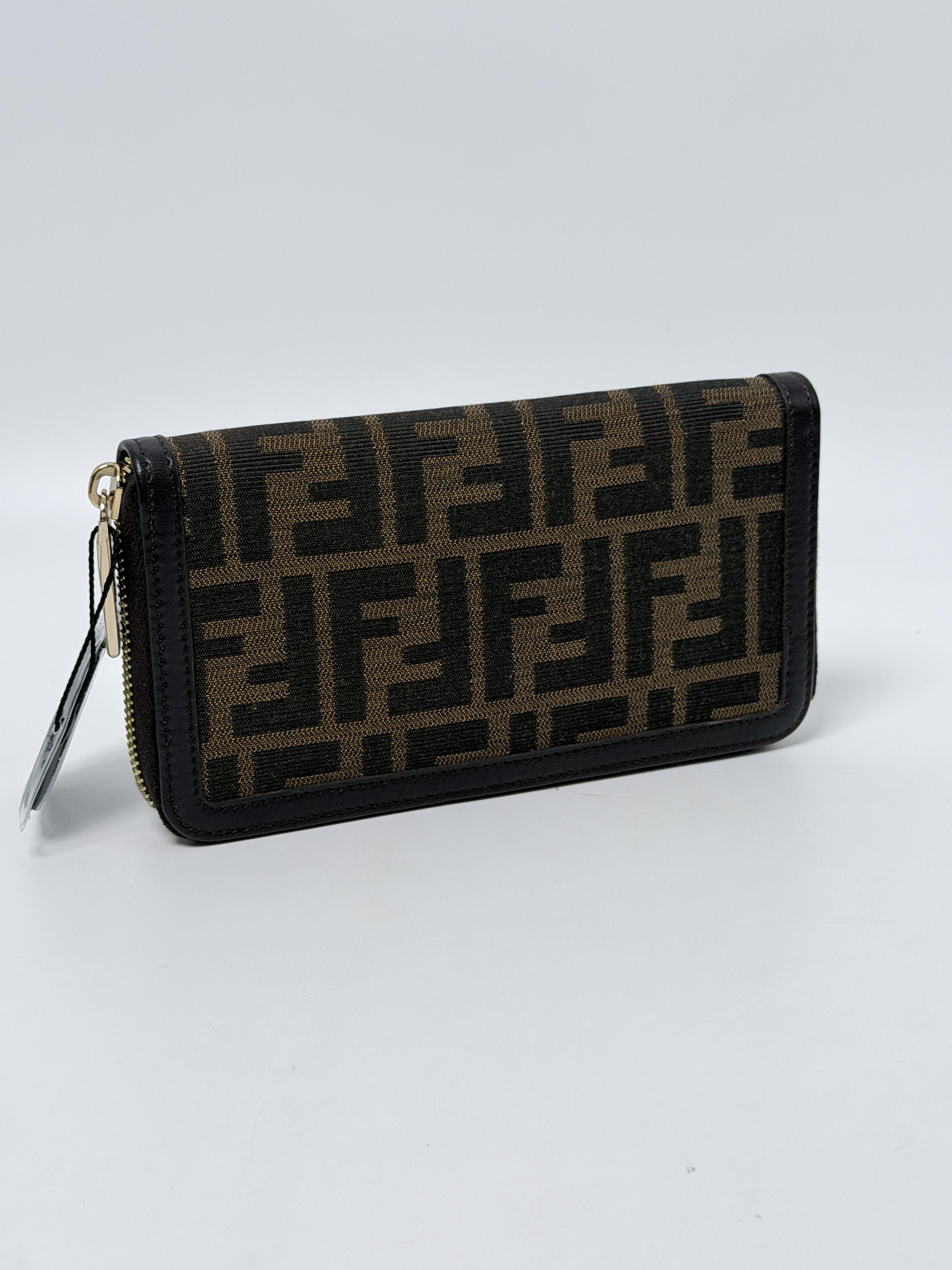 Zucca Zip Around Wallet Brown Black FF Monogram Long Clutch Purse JD1064FD