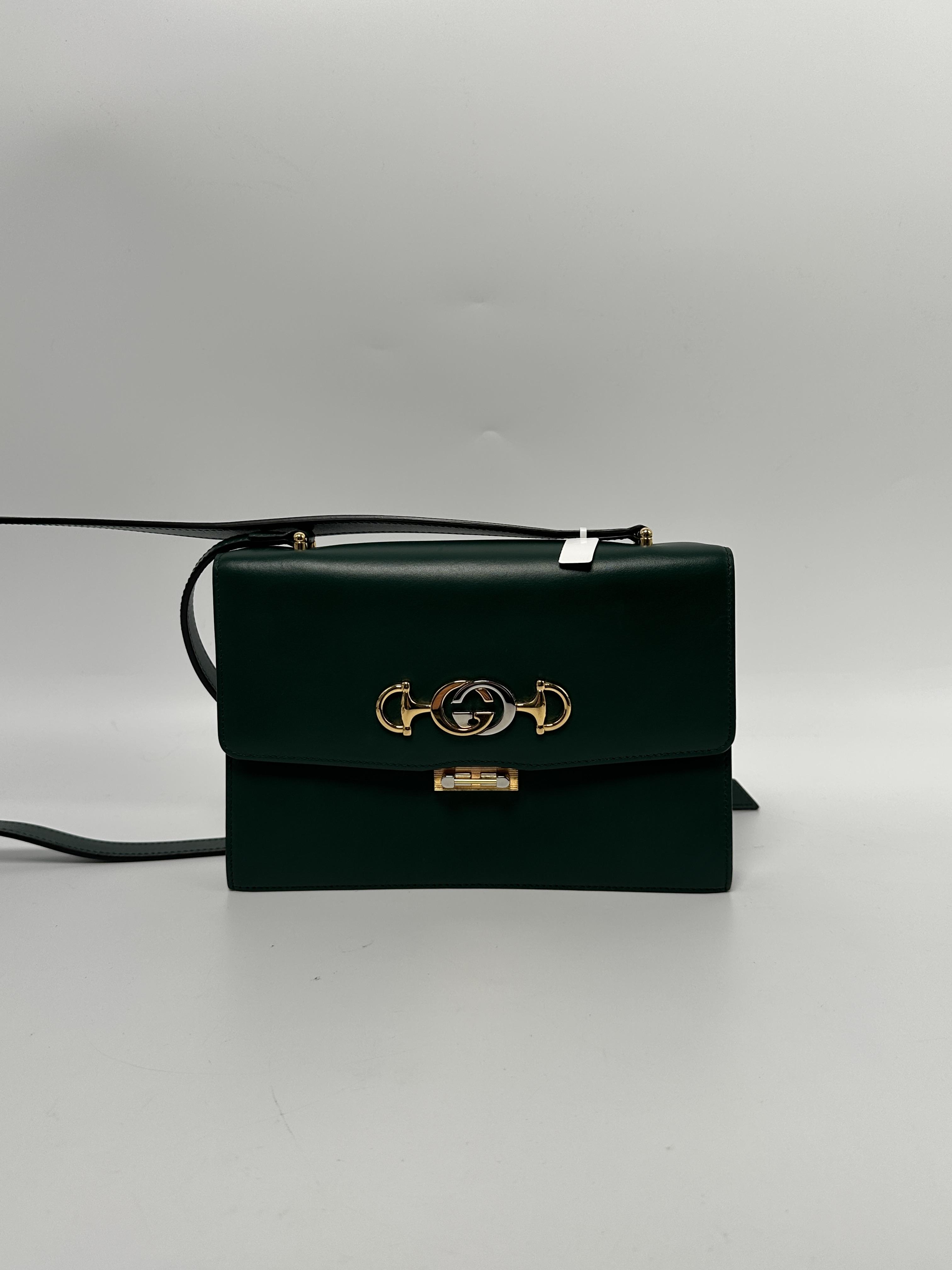 Pre-owned GUCCI leather Shoulder Bags Zumi Shoulder Bag JA855GG