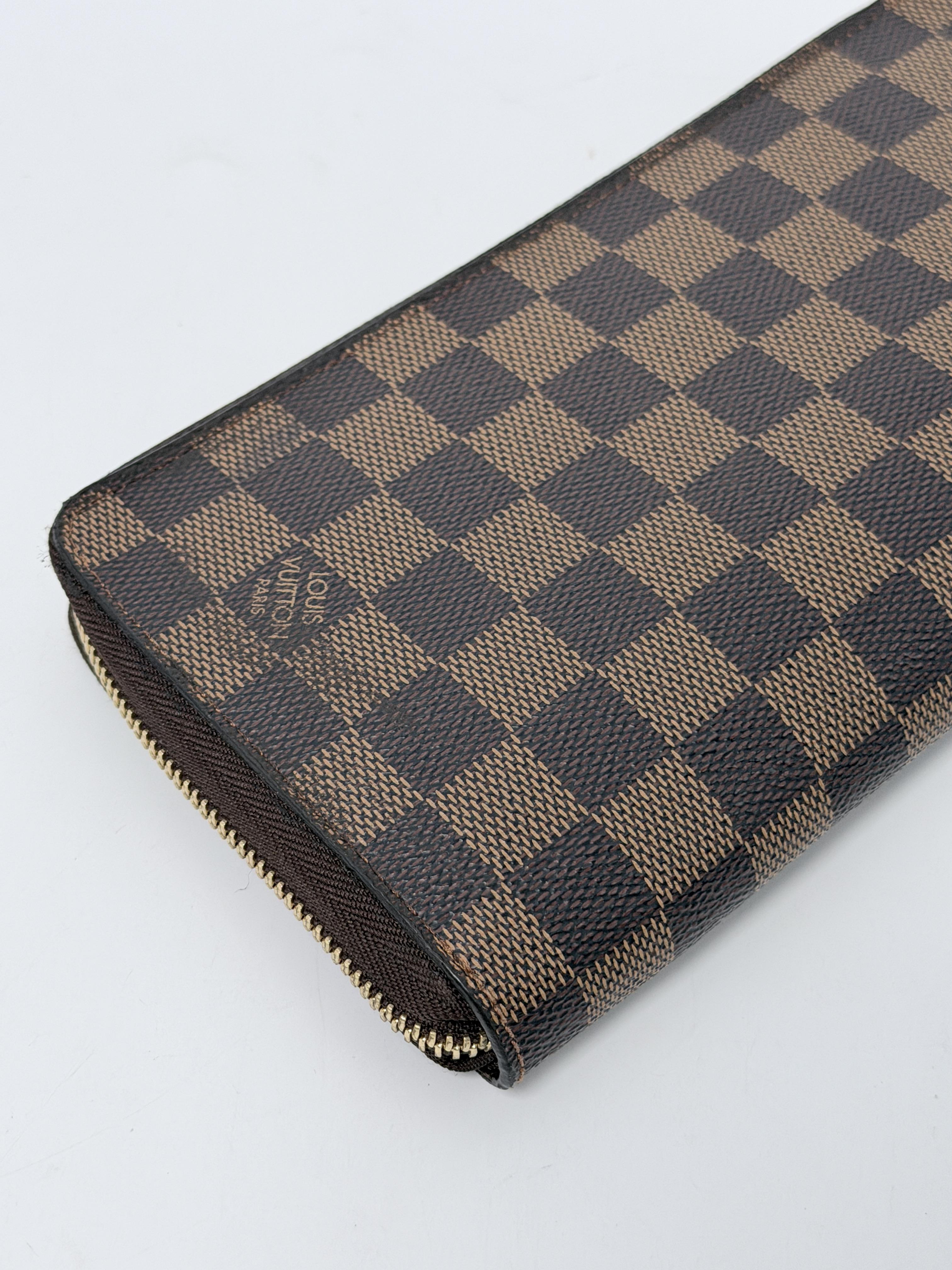 Zippy Damier Ebene Long Zip Around Purse JA1201LV
