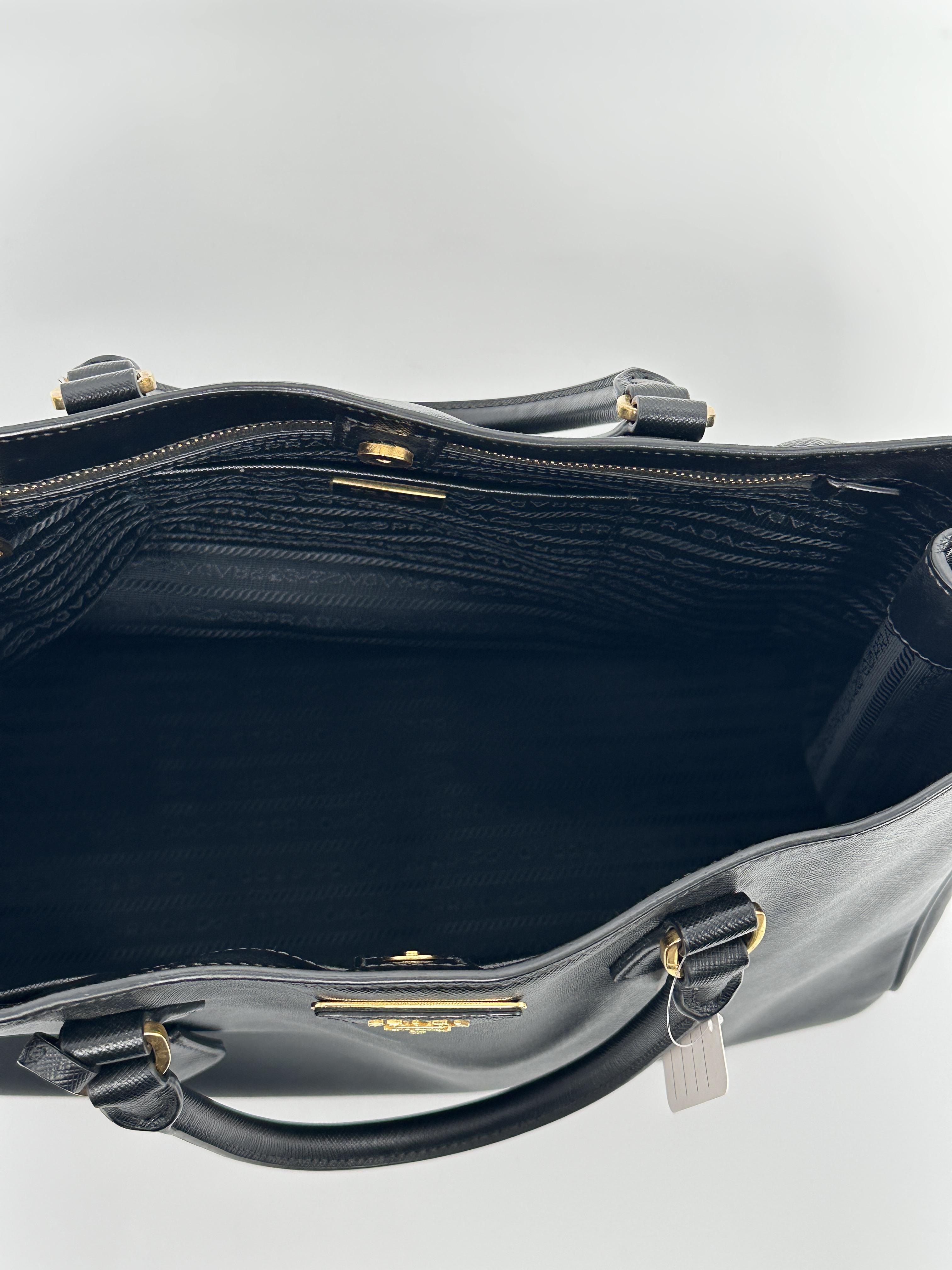 Pre-owned PRADA LEATHER Tote Bags Black Tote Bag Top Handle Handbag JA1041PR
