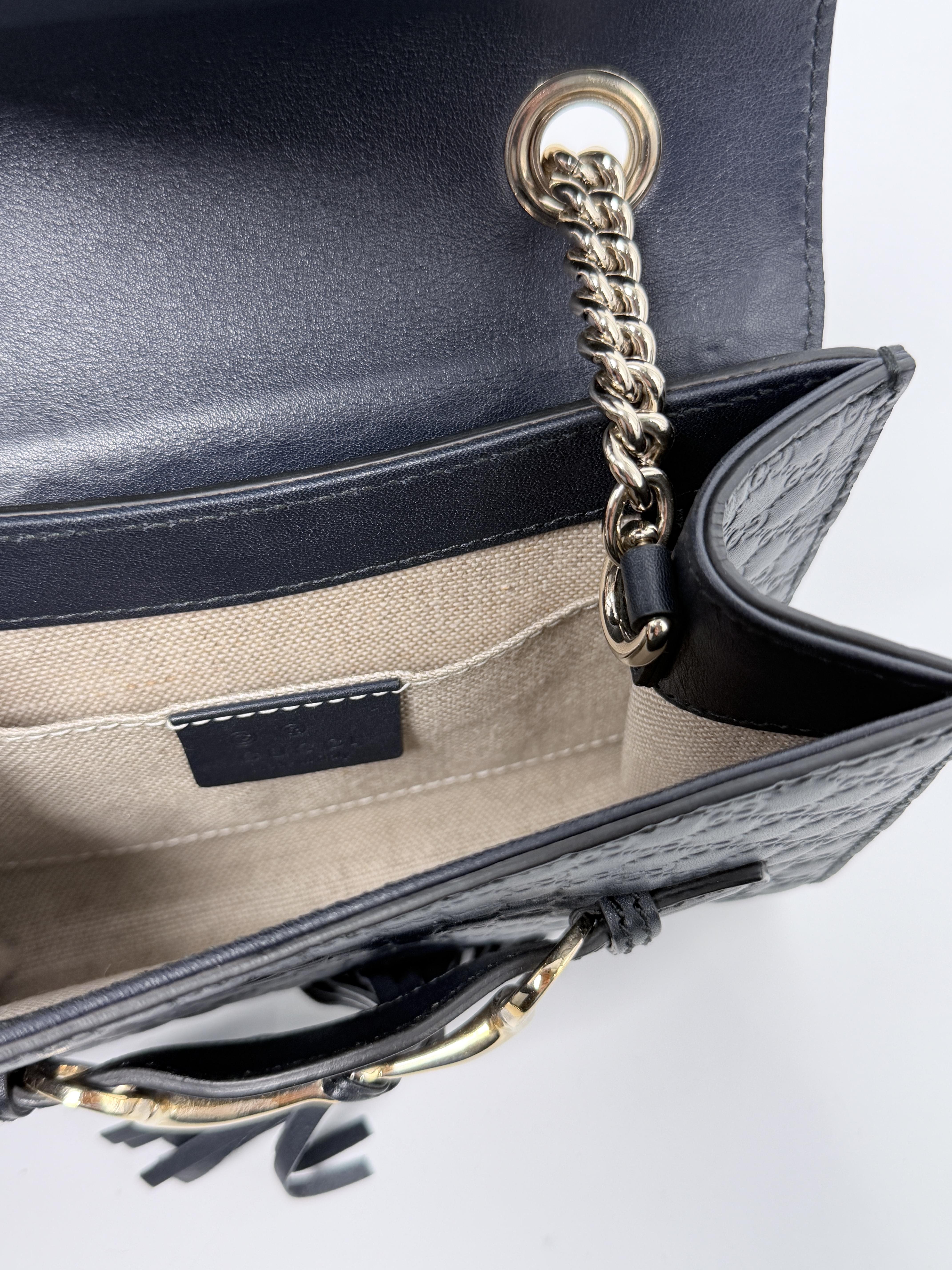 Pre-owned GUCCI leather Crossbody Bags Emily Chain Flap Crossbody Bag ZS149GG