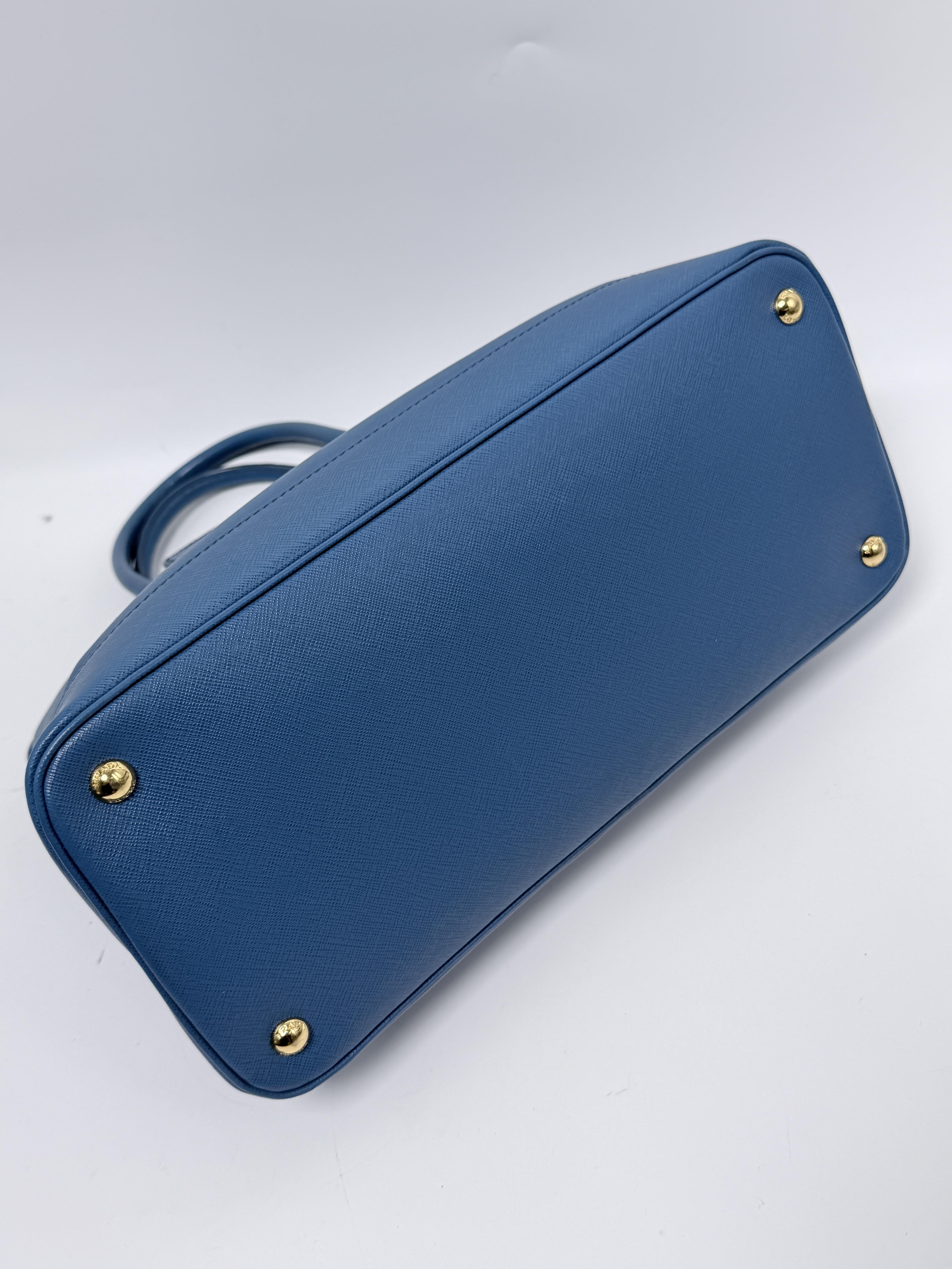 Saffiano Lux Open Promenade Tote Bag Top Handle Handbag JE535PD