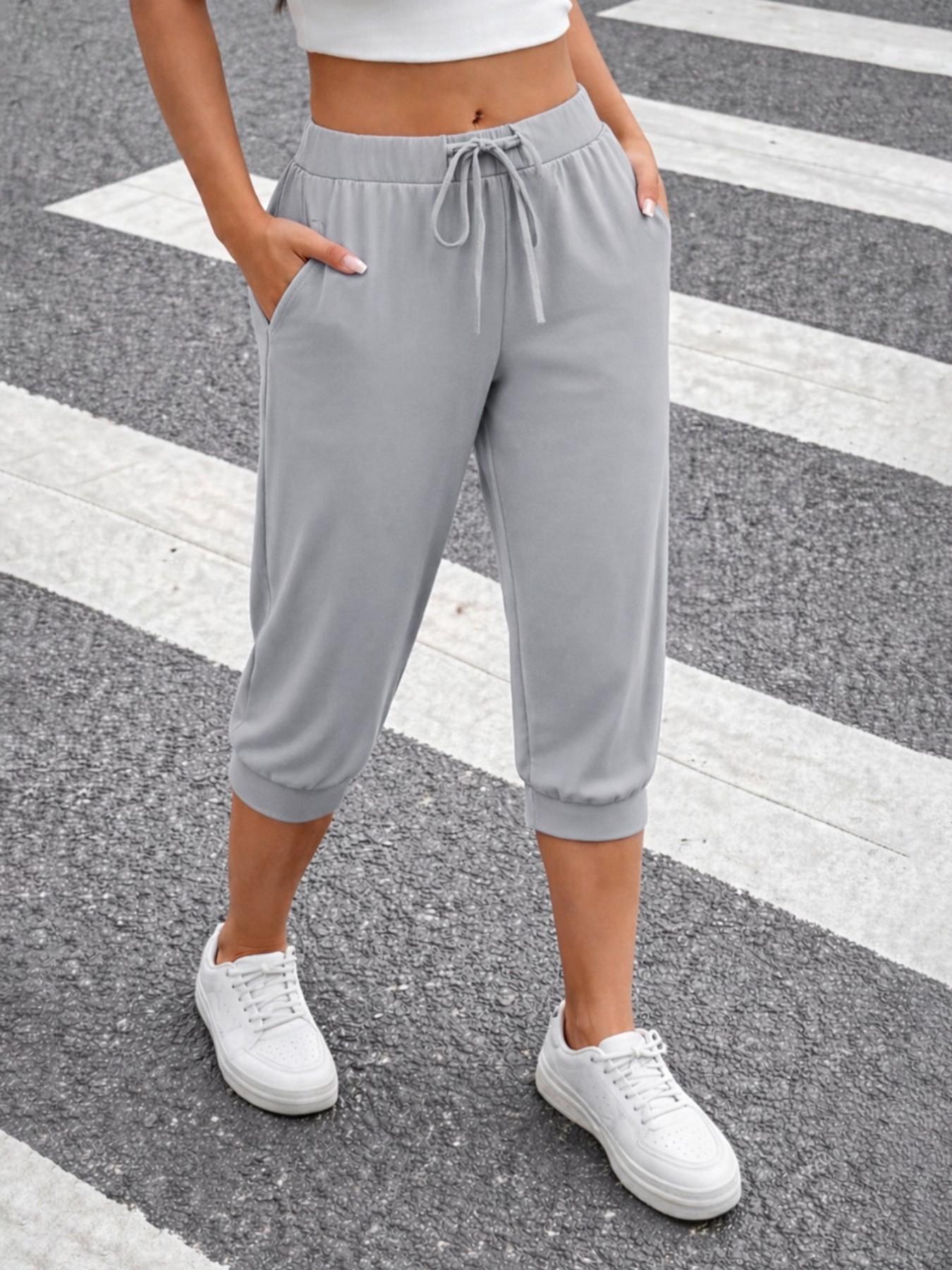 [Plus Size] Solid Color Minimalist Capri Pants, Casual Chic Comfy Fit Capri Trousers for Daily Wear, Women's Bottoms for Summer