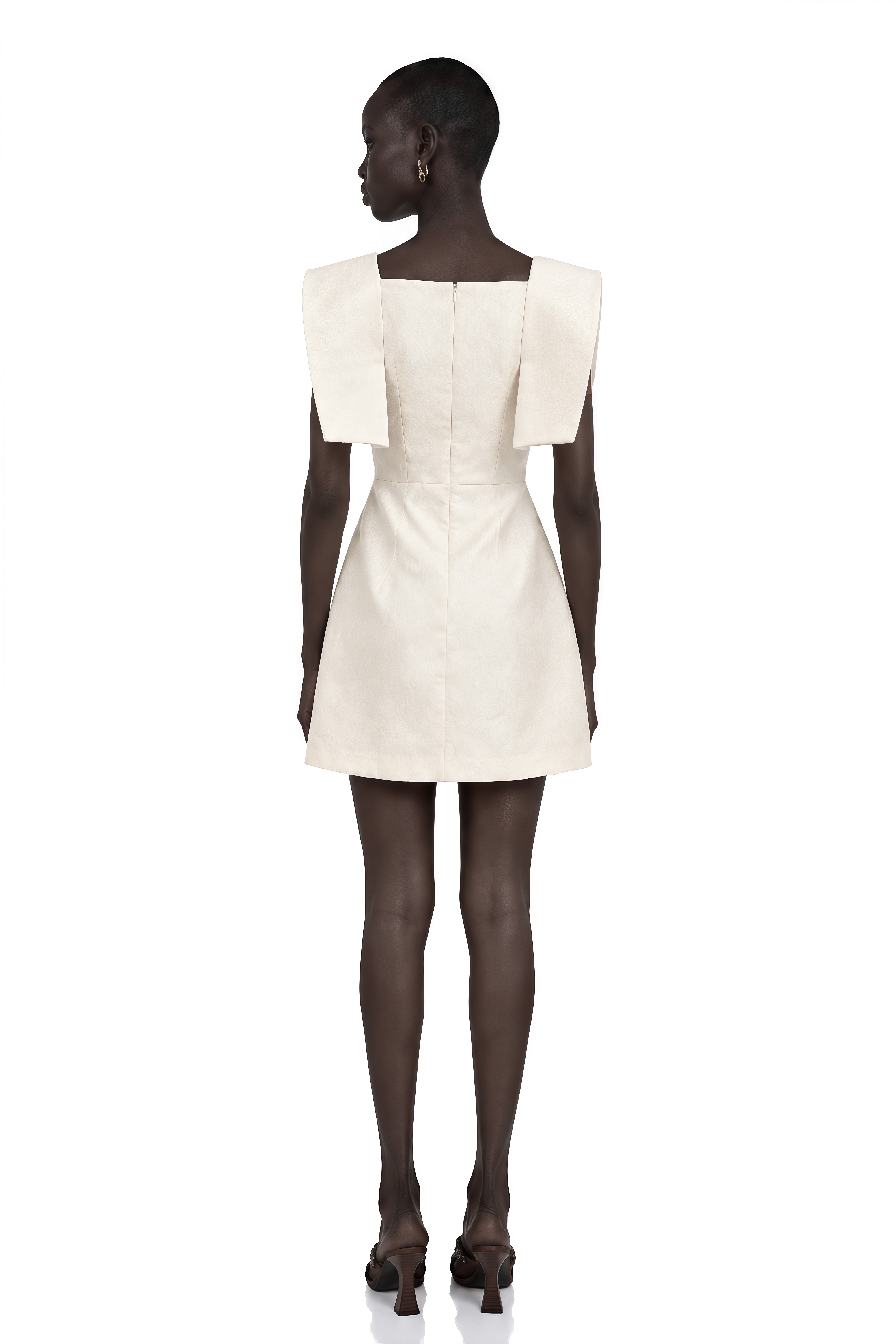 Léa White Floral Appliqué Crochet Mini Dress