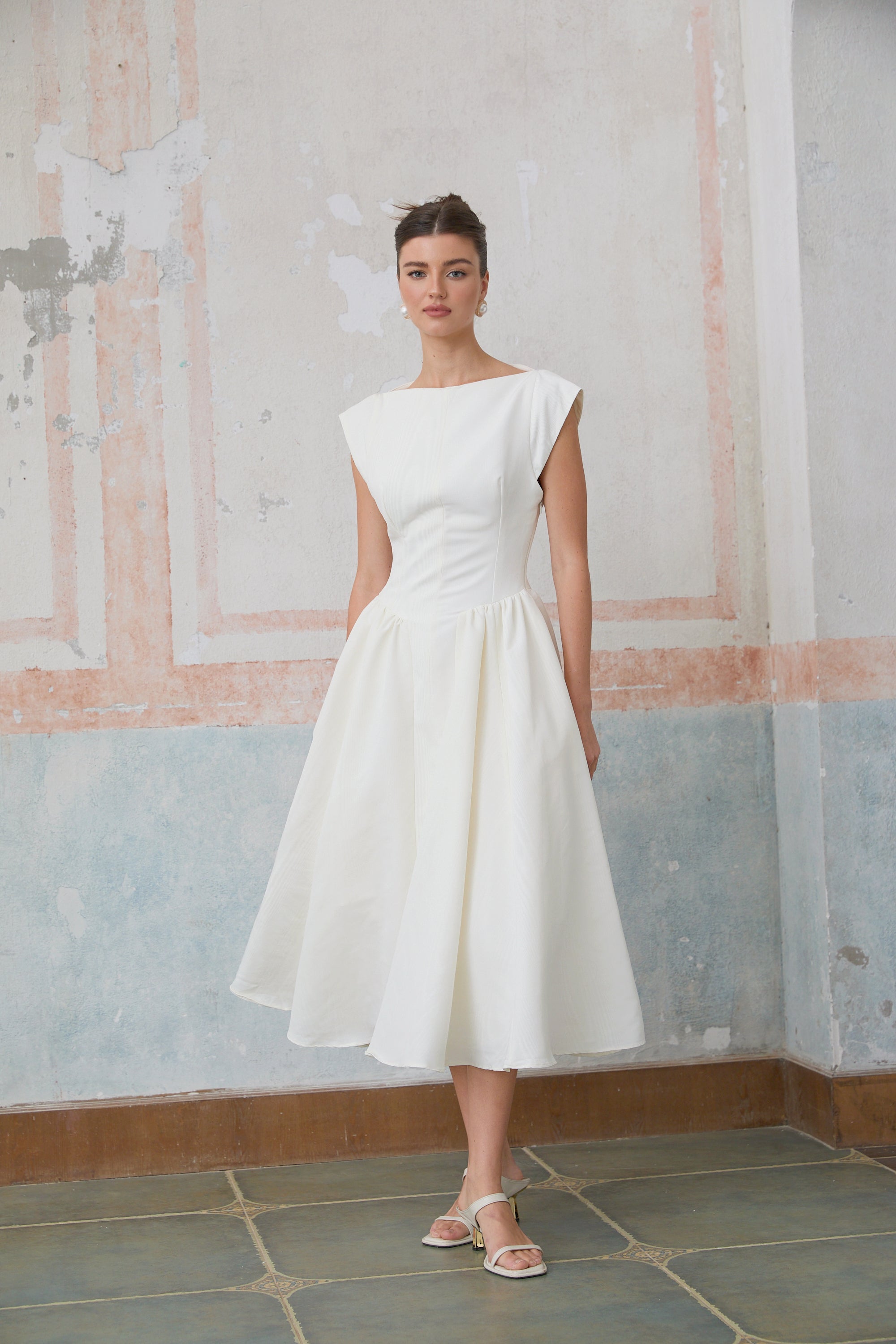 Amandine white open-back cap-sleeve midi dress – Miss Rosier