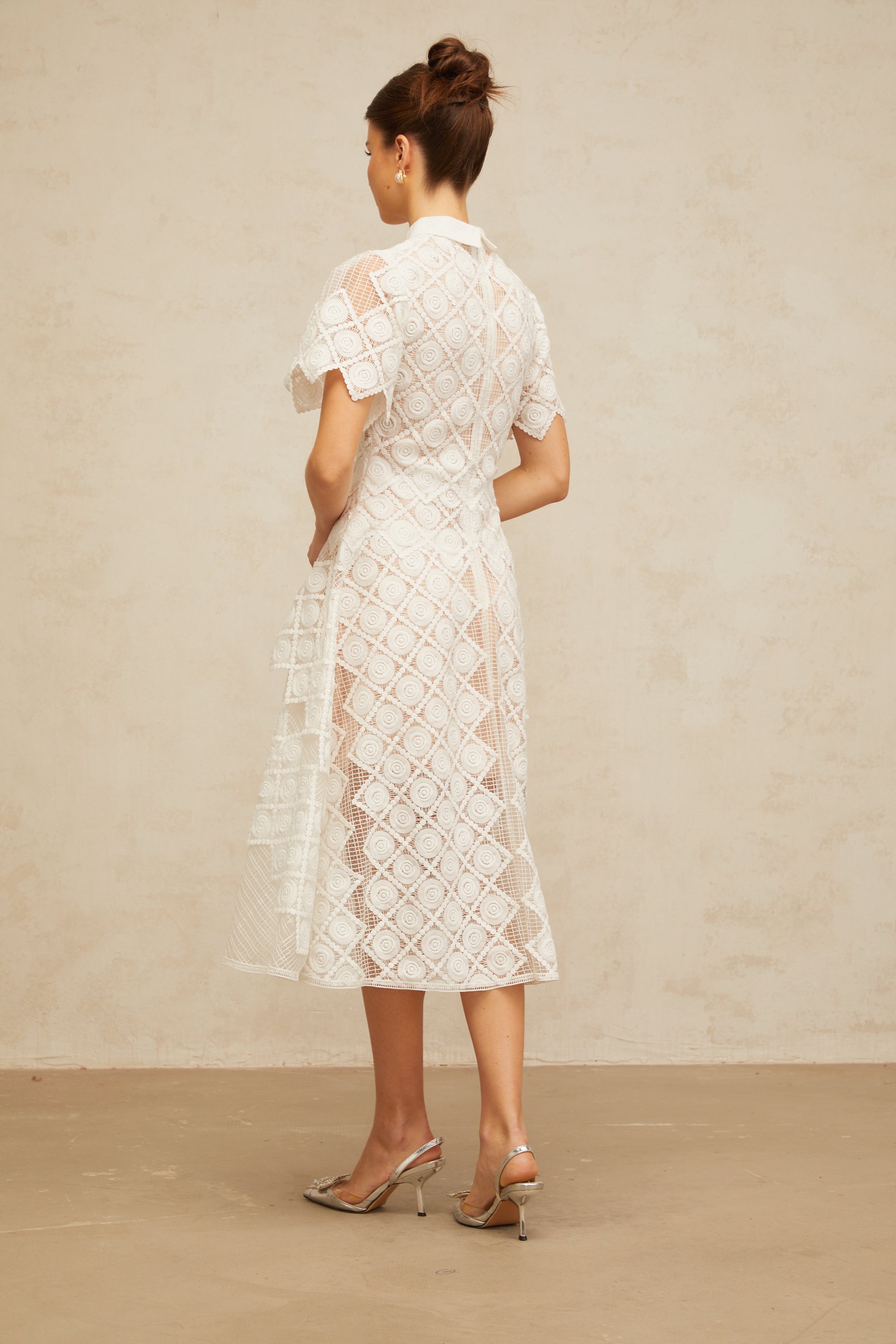 Yasmine White Floral-embroidered Midi Dress – Miss Rosier