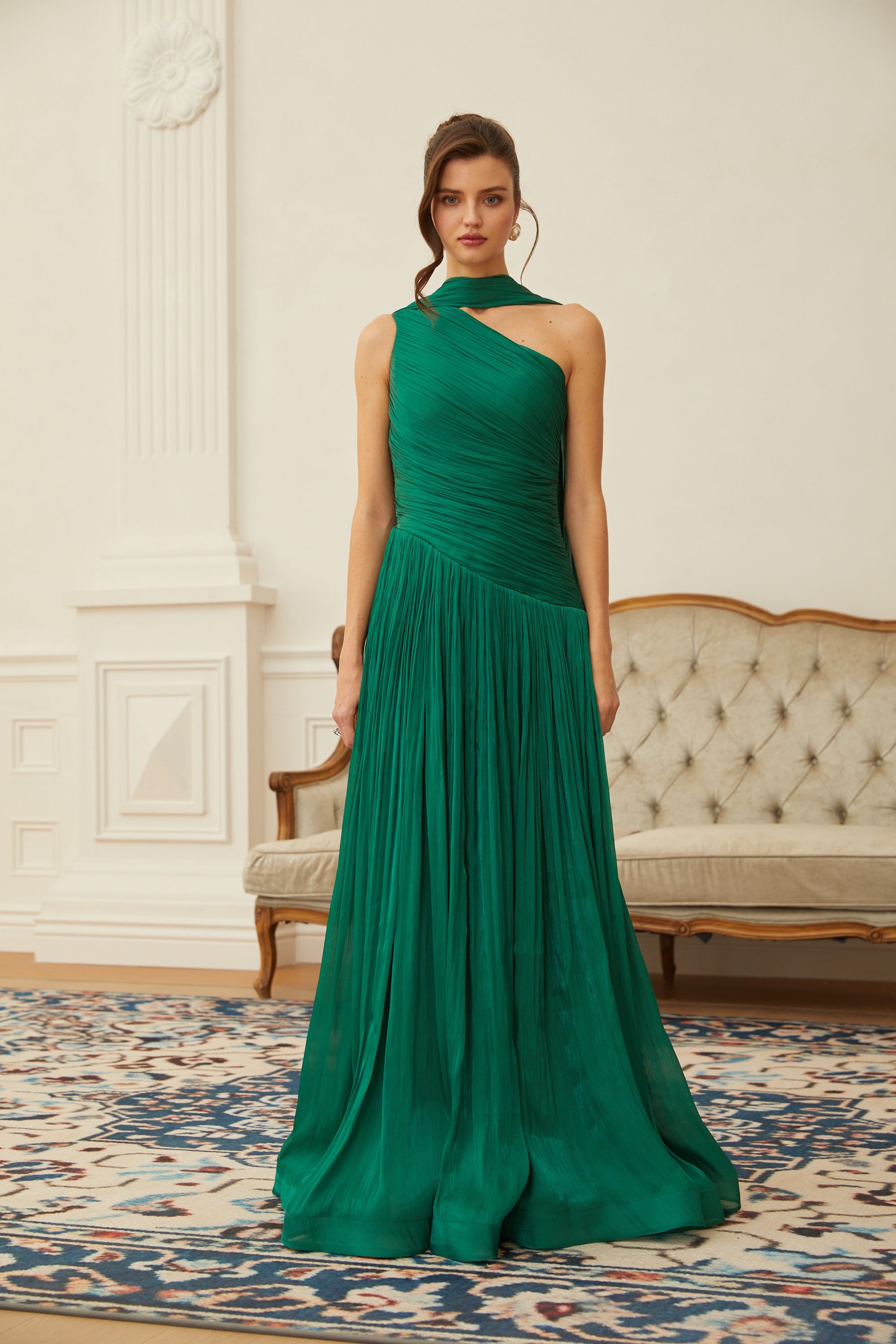 A　My shawty ワンショルダー ドレス グリーン Emerald Green One Shoulder Ruched Maxi Dress – Miss Rosier