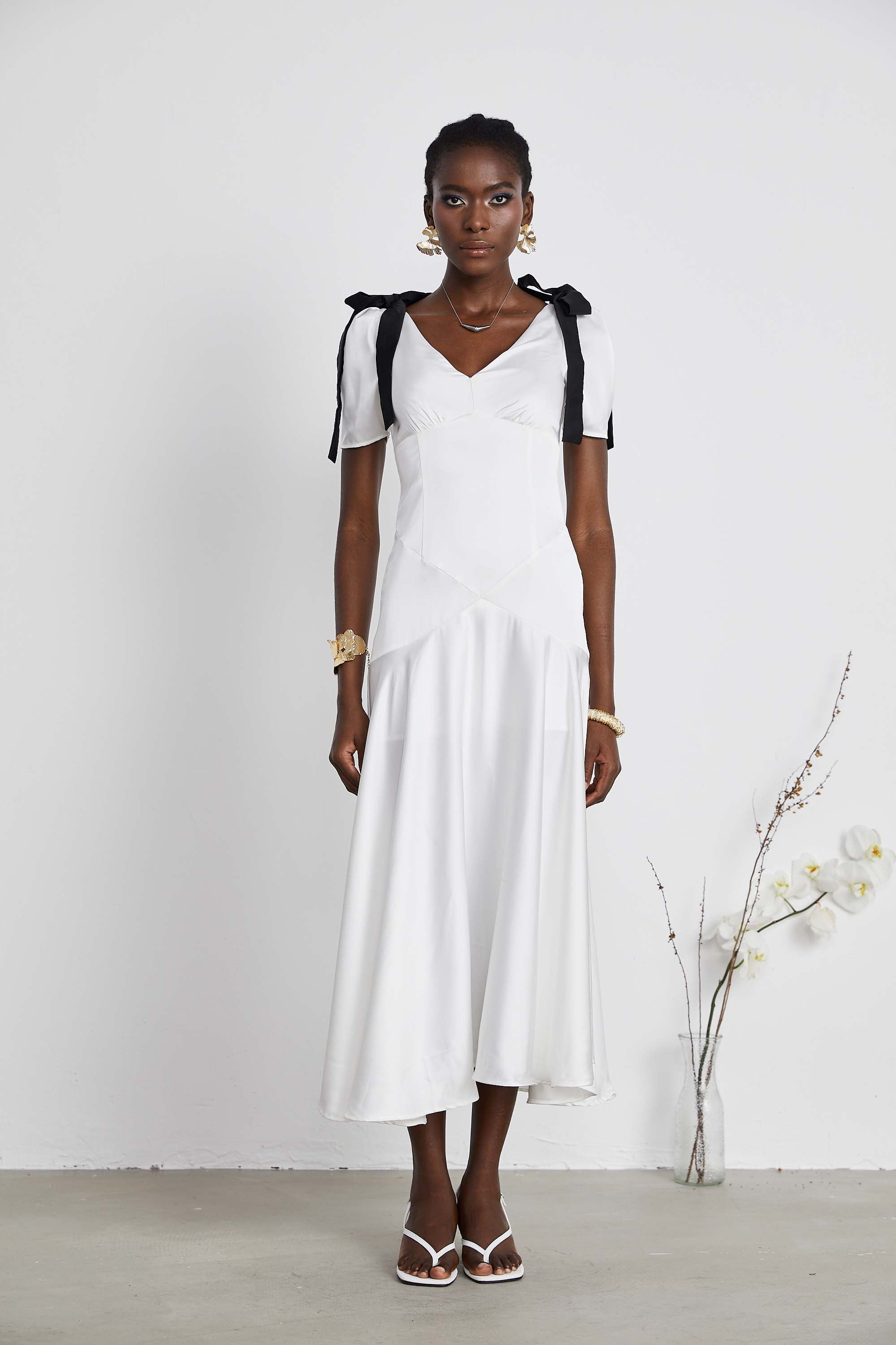 Cyrielle ribbon-detail puff-sleeve maxi dress – Miss Rosier