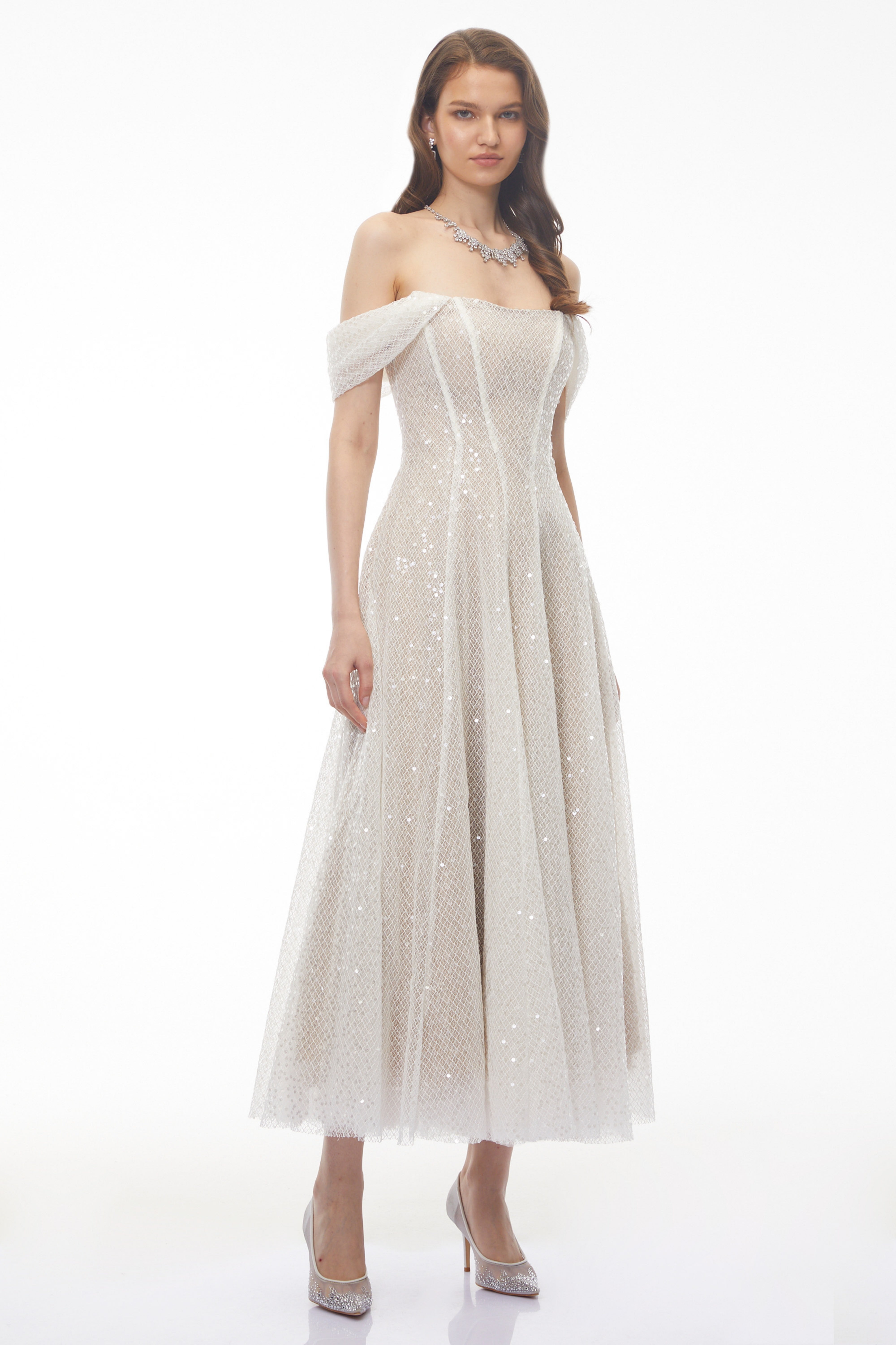 White Sequin Off-the-Shoulder A-Line Dress with Diamond Grid Pattern