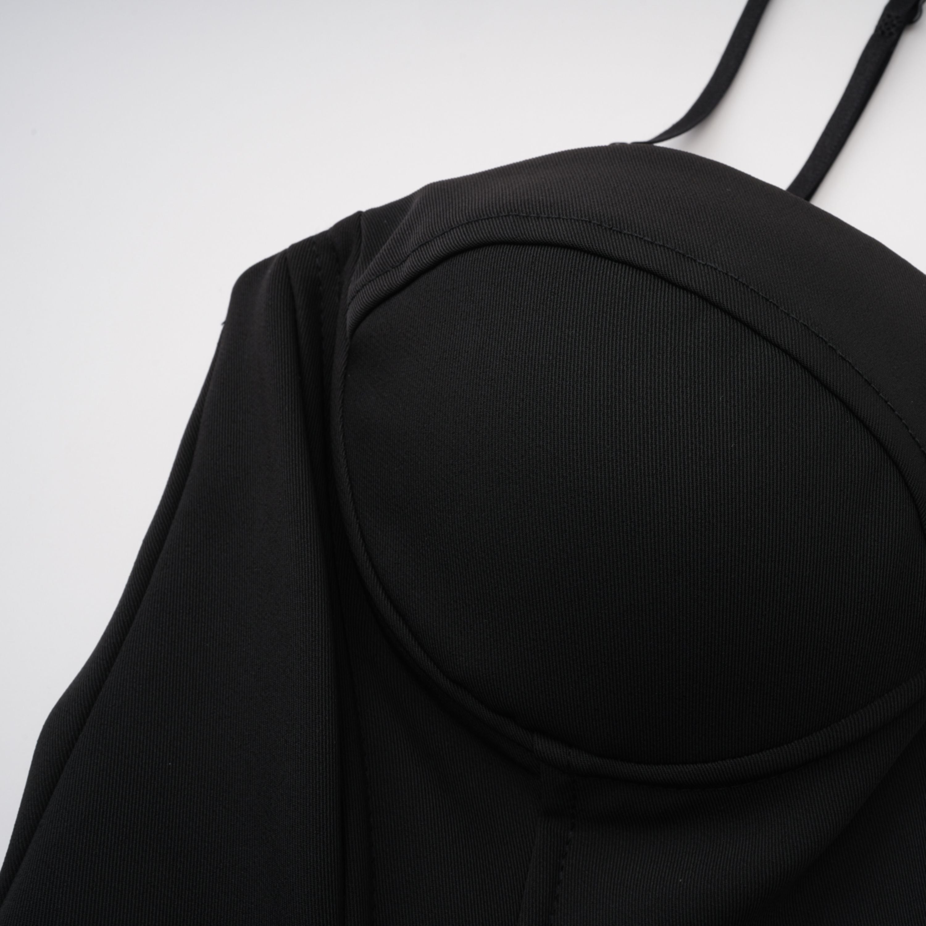 Krasava Black Sweetheart Neckline Top & Trousers Set