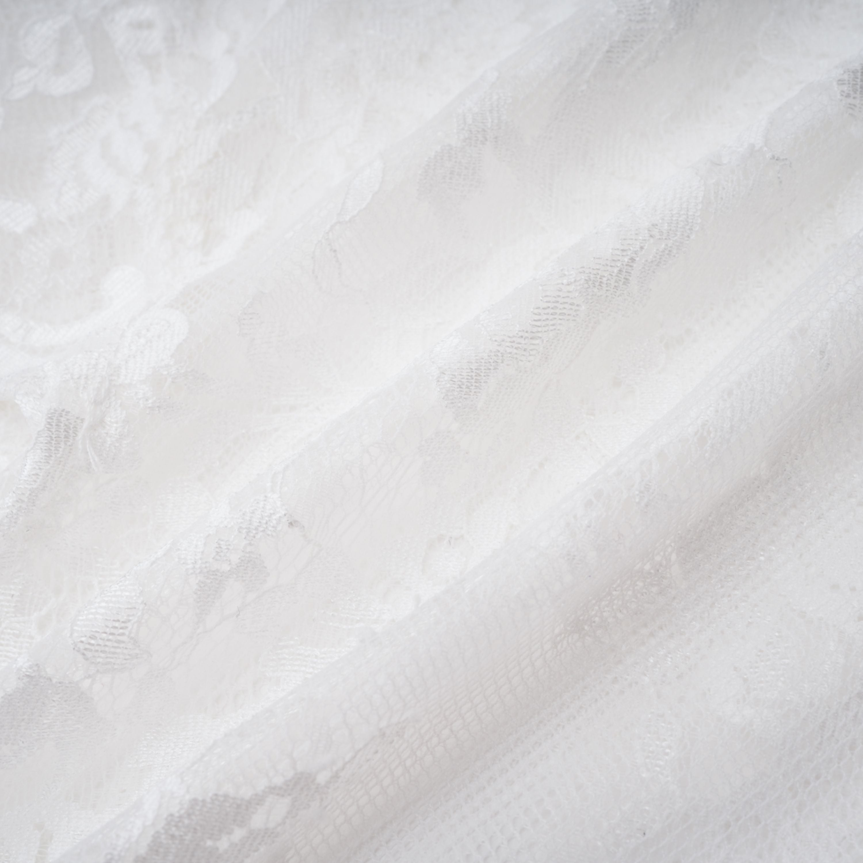 White Lace Convertible Gown with Detachable Skirt