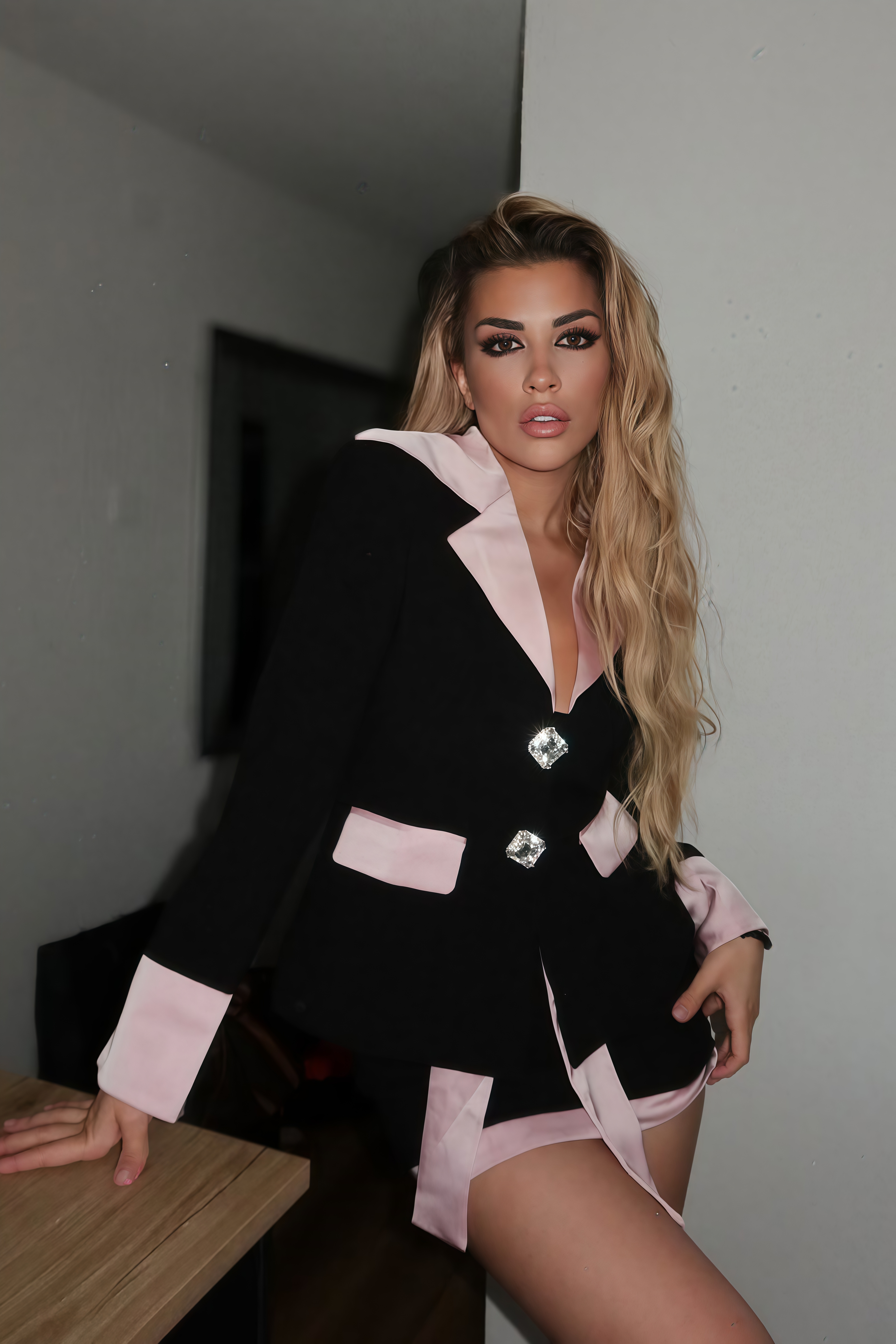 Uaine Black Two-Piece Jacket and Skirt Set