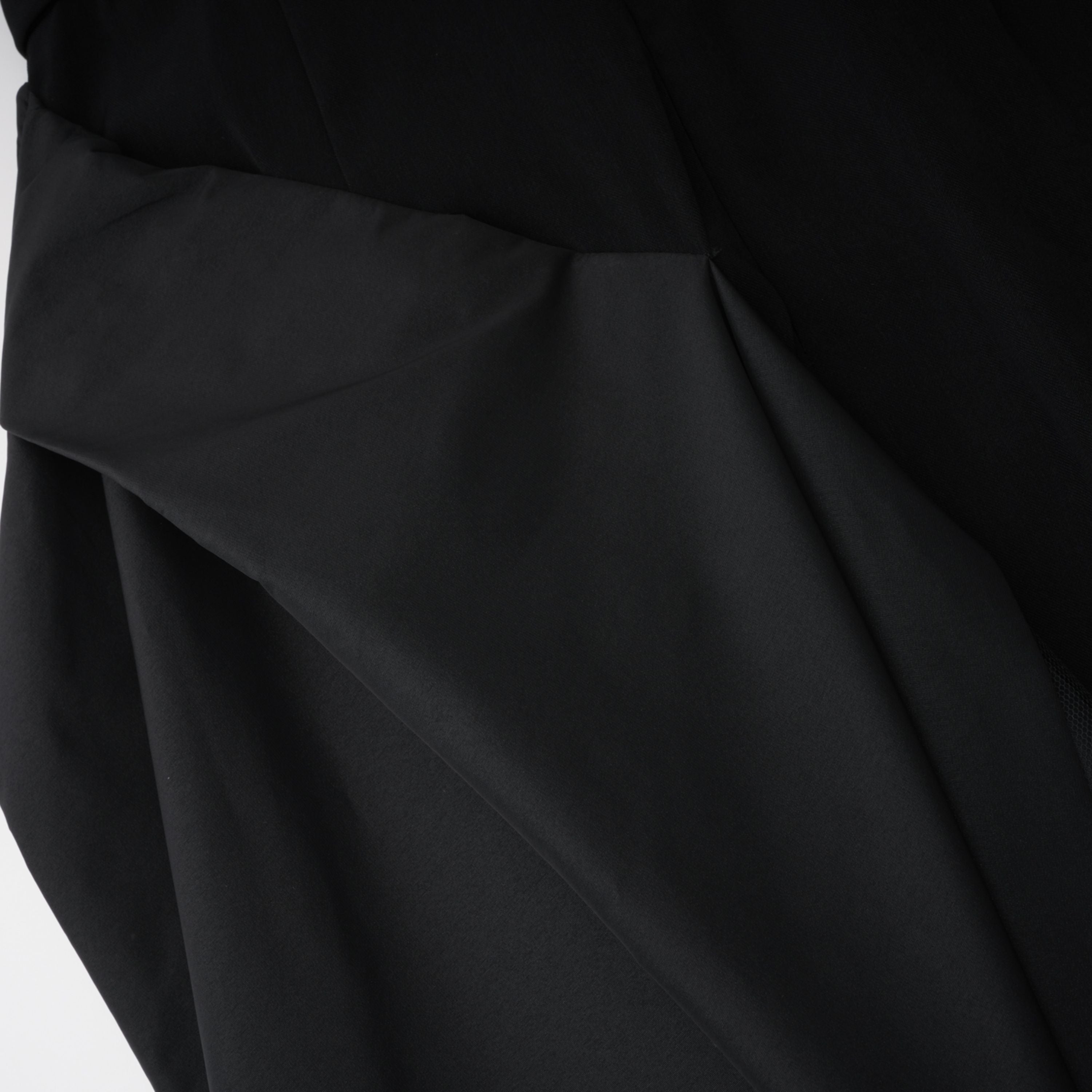 Yoliswa Black Off-Shoulder Maxi Dress with High Thigh Slit