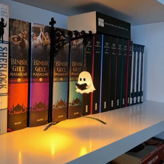 Halloween Bookshelf Lantern Decoration