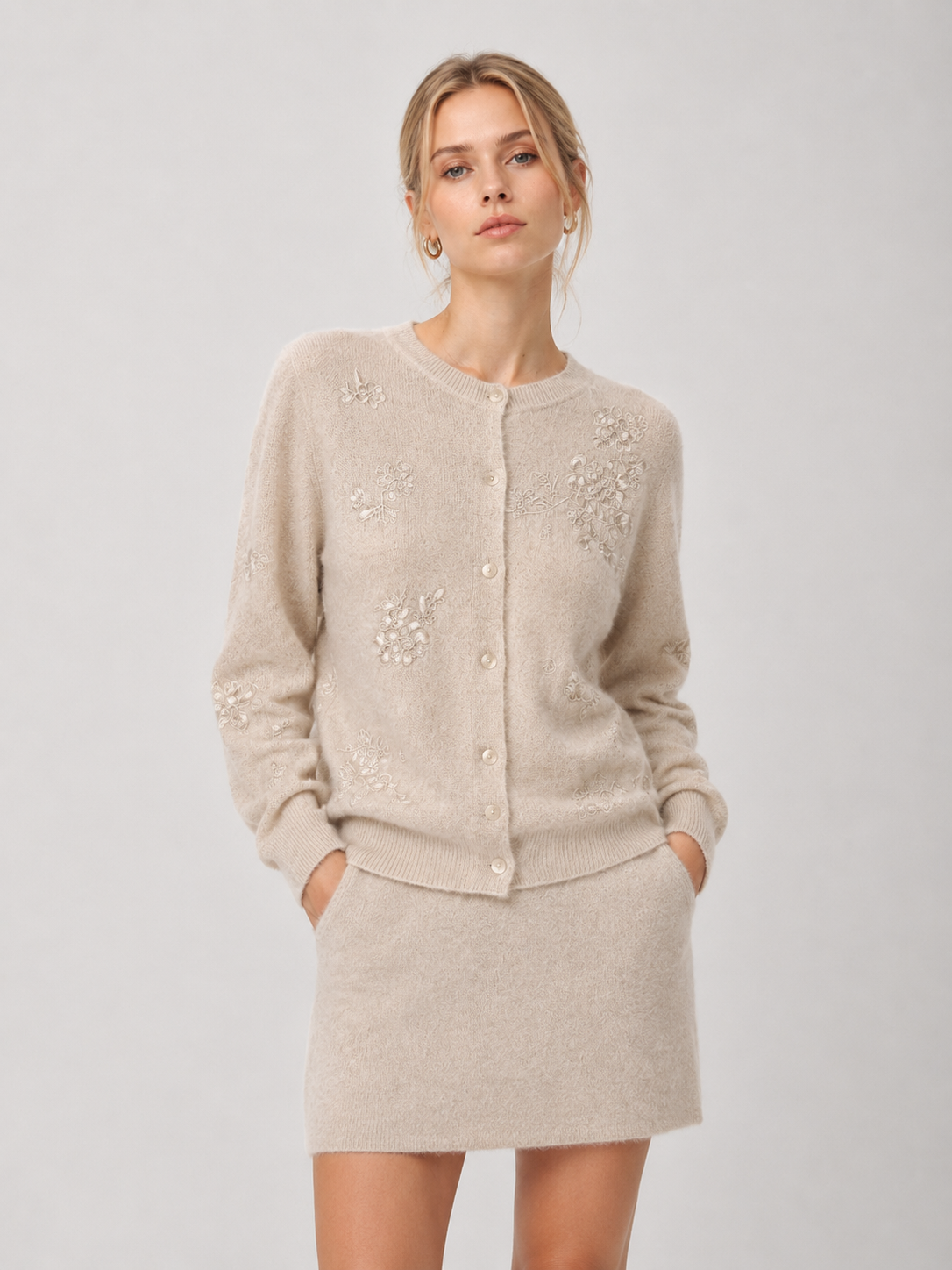 Custom Women's Cardigan Sweater Floral Embroidery Pearl Button Knit Jacket OEM Elegant Ladies Knitwear