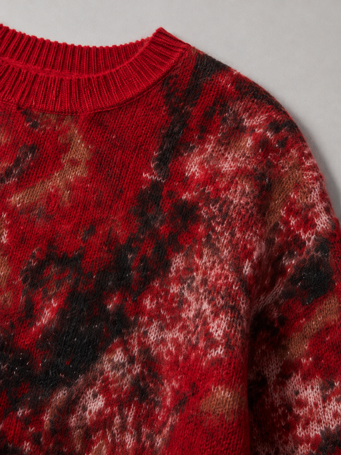 Women's plush floral print knitted sweater, round neck, large size, wide hemline, casual style, ribbed cuffs, anti-snag fabric