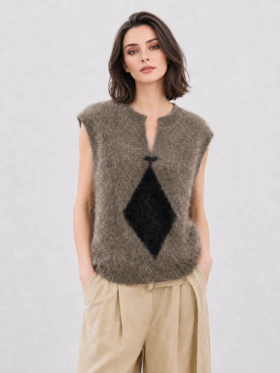Women Fuzzy Knit Vest Sleeveless Mohair Sweater Argyle Diamond Intarsia Split Neck Khaki Knitted Tank Top for Autumn