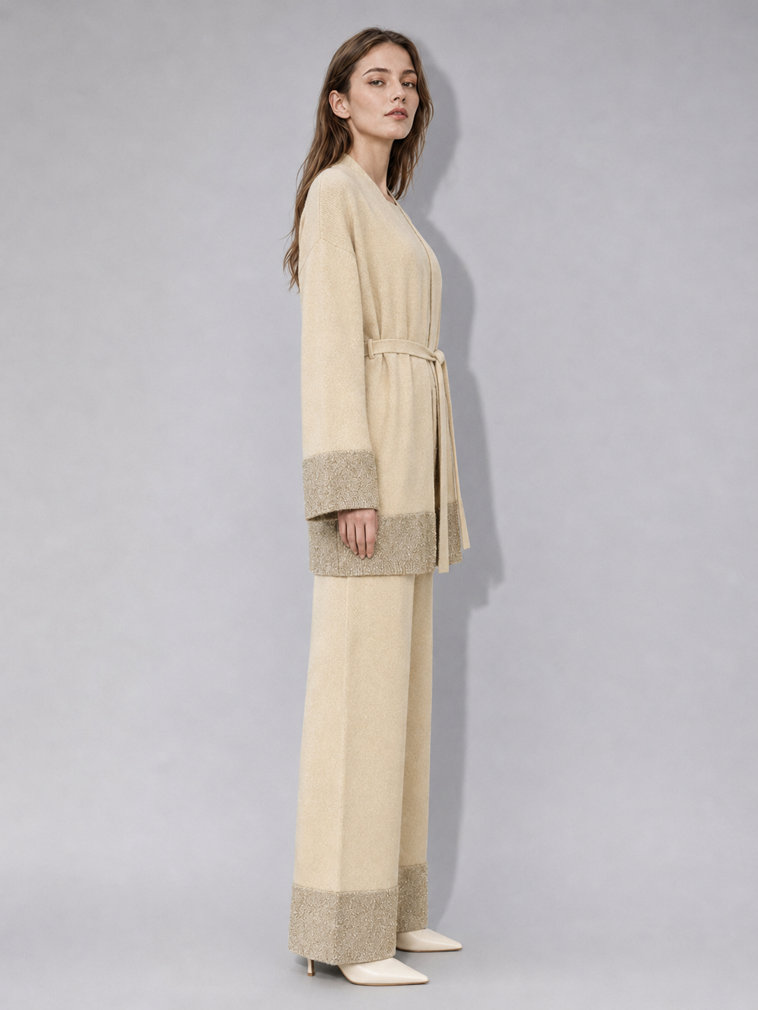 High-quality fashionable casual style solid-color knitted V-neck drawstring wool three-piece set (for ladies)
